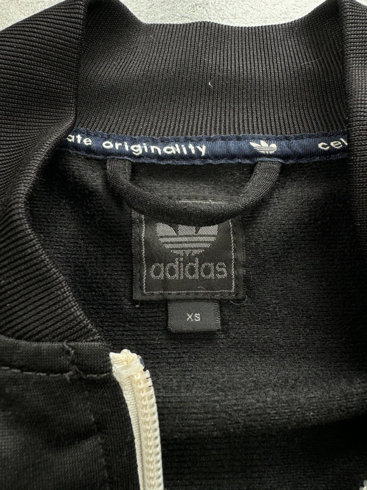 Adidas × Vintage Adidas 3 Stripes Vintage zip black logo boxy rap skate y2k Size US XS / EU 42 / 0 - 5 Thumbnail