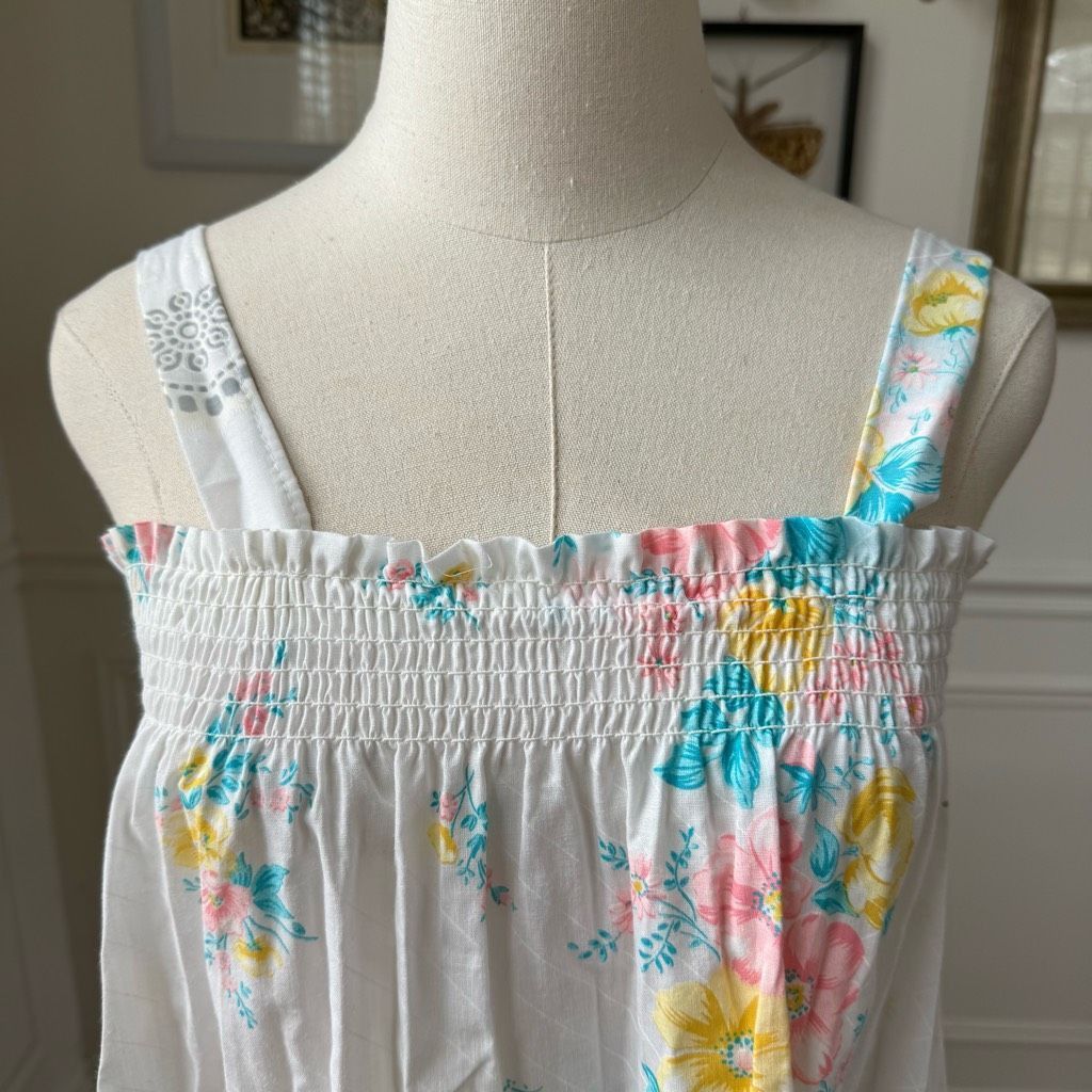Vintage Vintage 70s Sundress Nightgown Floral Smocked S Size S / US 4 / IT 40 - 2 Thumbnail