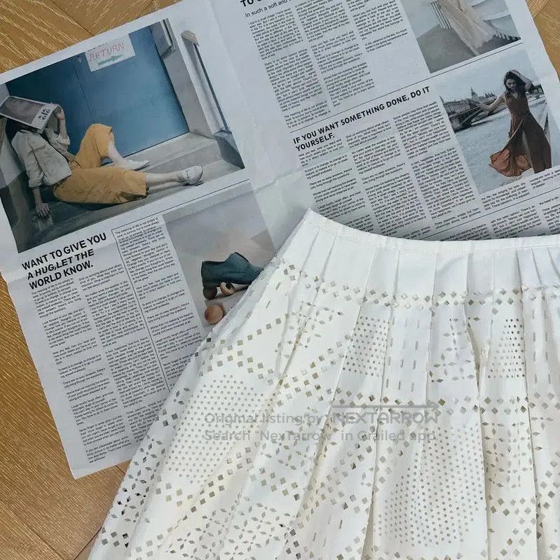 Fendi Fendi White Women's Skirt with Cutout Design . Size 23" - 3 Thumbnail