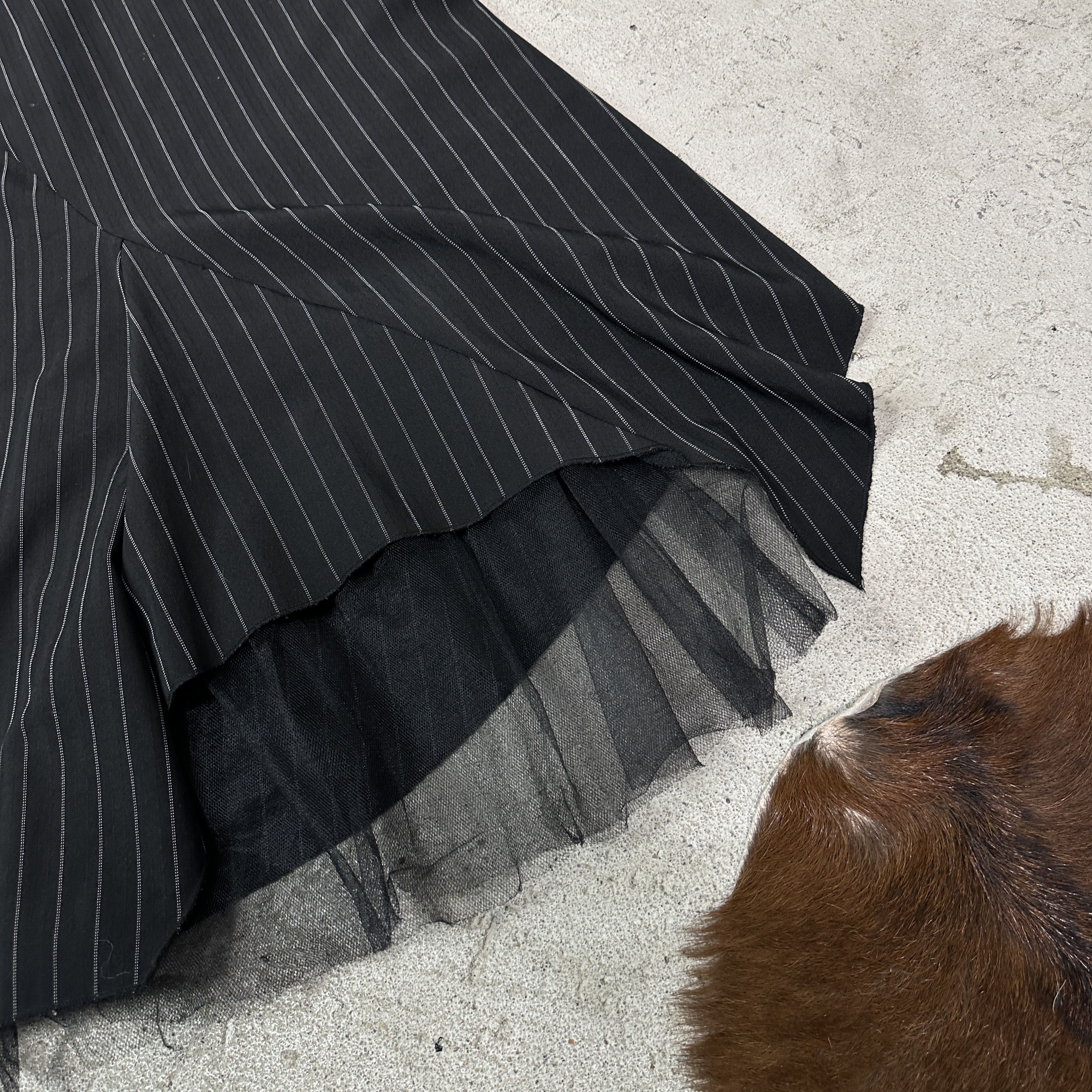 Vintage Vintage Pinstripe Asymmetrical Mesh Petticoat Skirt Y2K Size 26" / US 2 / IT 38 - 3 Thumbnail