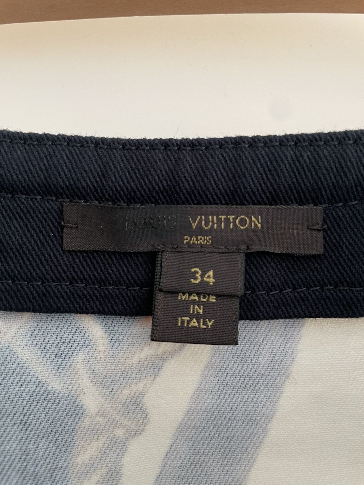 Louis Vuitton Louis Vuitton Skirt Laser print Size 26" / US 2 / IT 38 - 4 Thumbnail