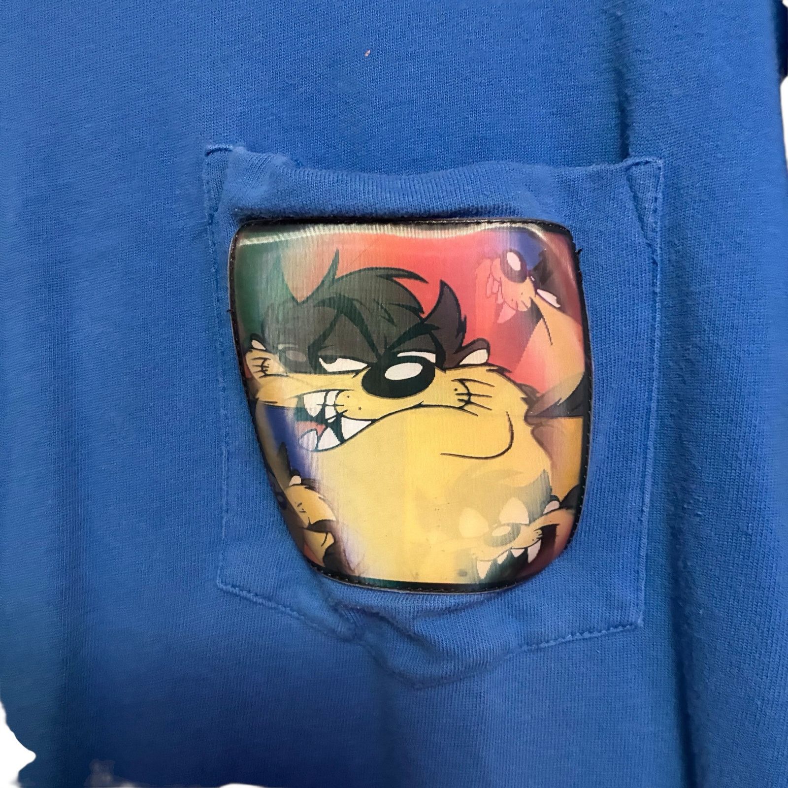 Warner Bros Vintage 1996 Warner Bros Taz Holo Pocket T-Shirt Mens Size M Size US M / EU 48-50 / 2 - 4 Thumbnail