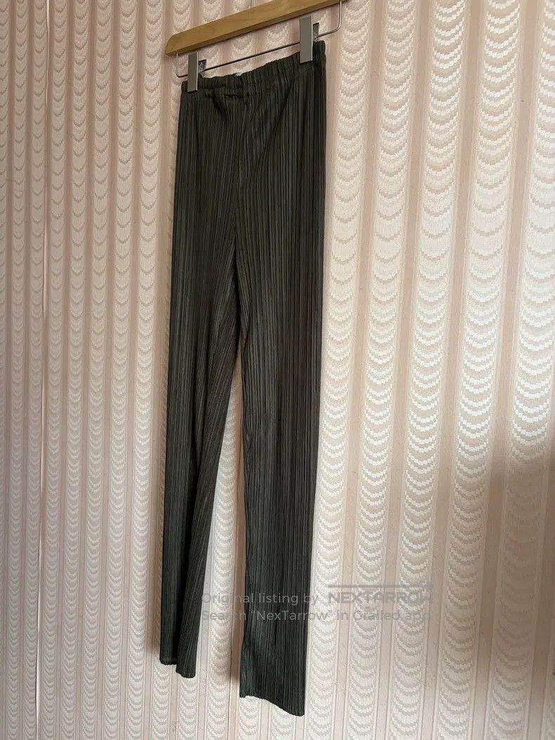 Issey Miyake Issey Miyake Coffee Brown Pleated Trousers Size 25" / US 0 / IT 36 - 2 Thumbnail