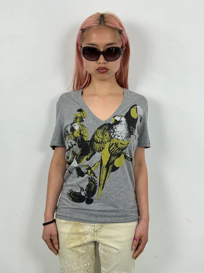 Gucci SS2008 Gucci Grey V-Neck Bird T-Shirt Size S / US 4 / IT 40 - 2 Thumbnail