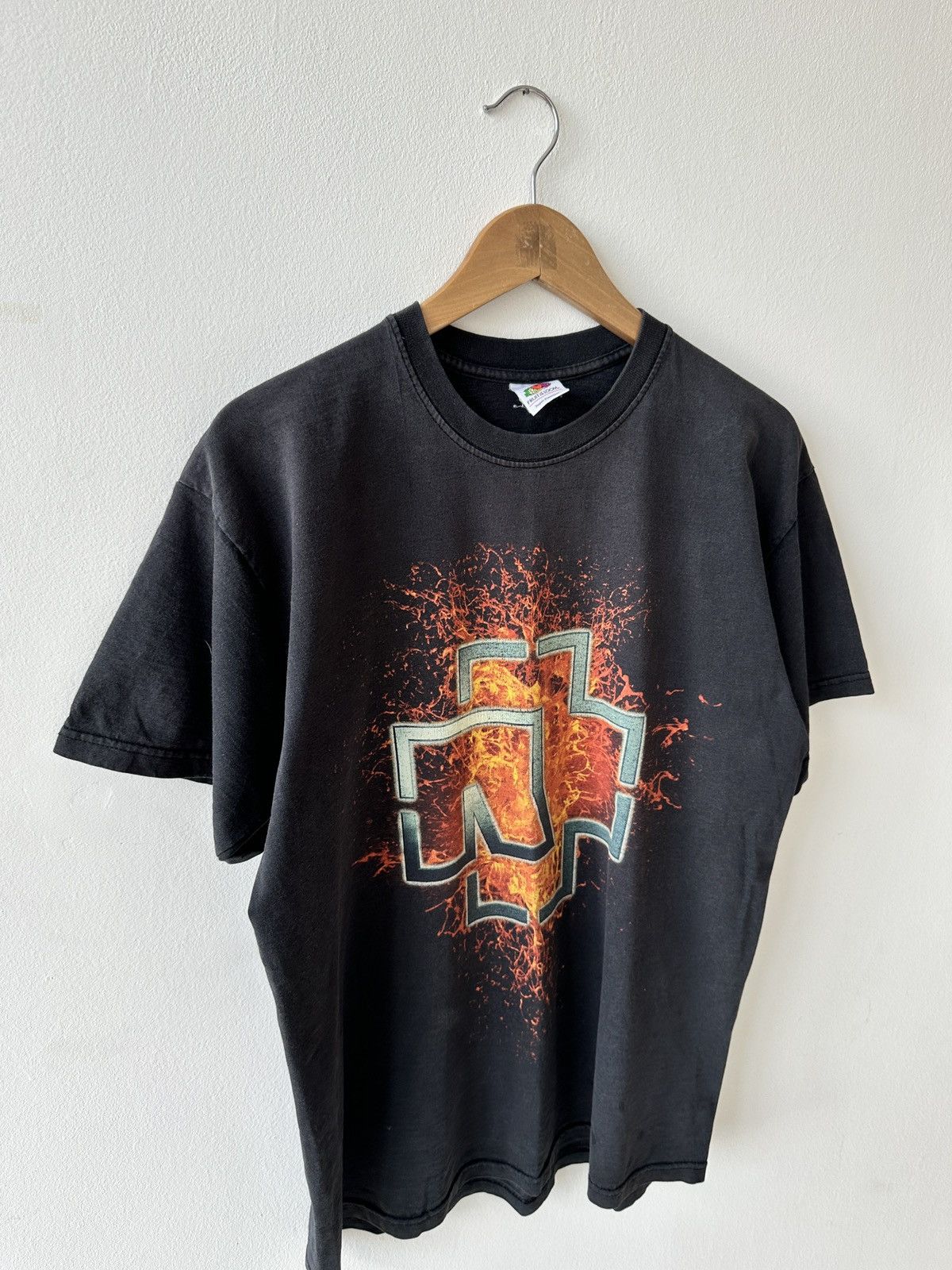 Fruit Of The Loom × Vintage Vintage Rammstein T Shirt Size US L / EU 52-54 / 3 - 5 Thumbnail