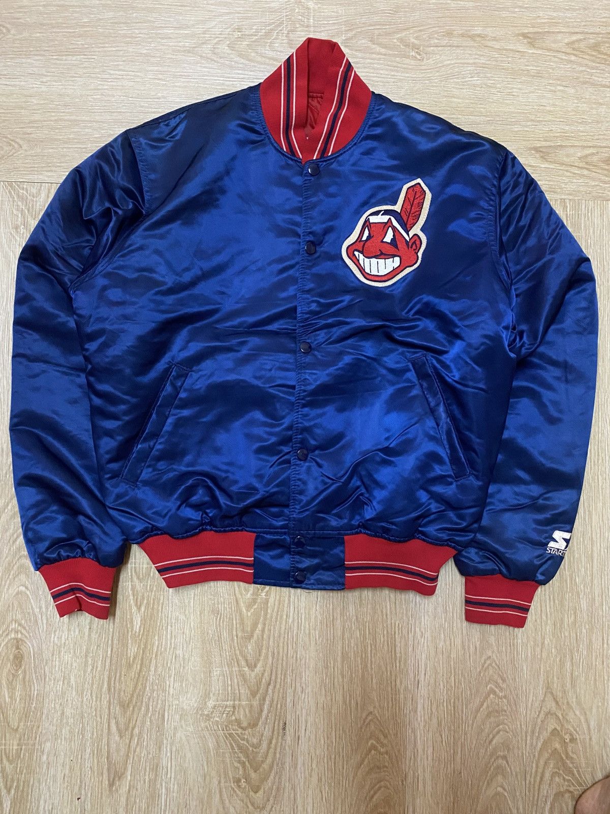 Starter Vintage starter cleveland indians satin varsity jacket Size US M / EU 48-50 / 2 - 1 Thumbnail