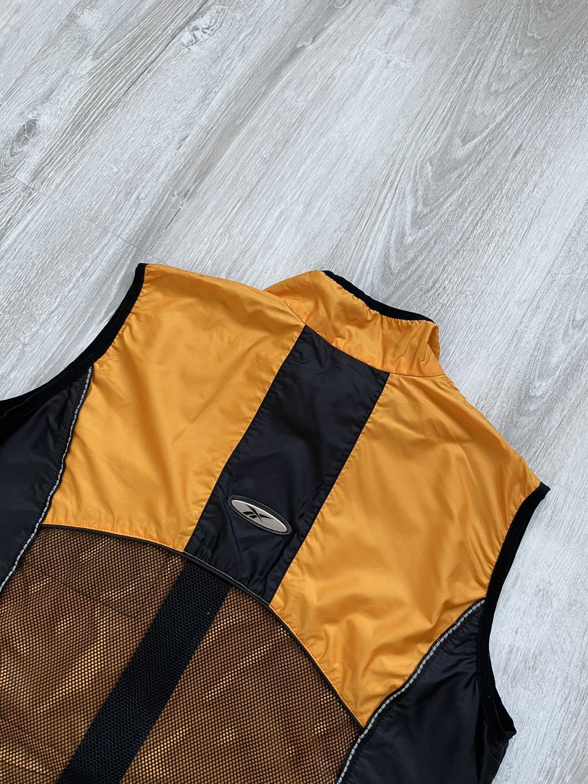 Reebok × Vintage 90s Vintage Reebok Vest Light UV Indigator Full Zip Size US L / EU 52-54 / 3 - 8 Thumbnail