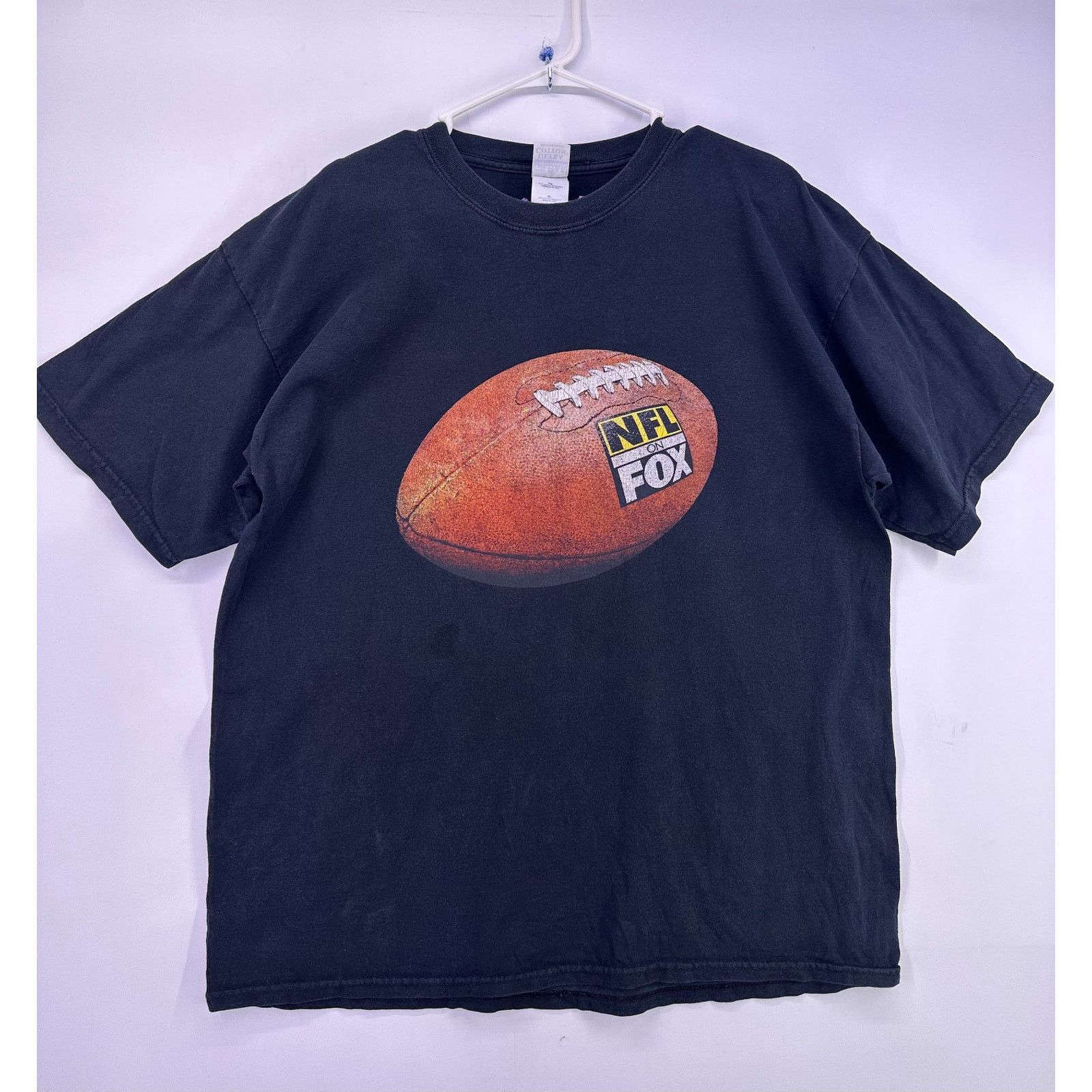 Gildan Vintage Fox NFL Black Tshirt Size XL Size US XL / EU 56 / 4 - 2 Thumbnail