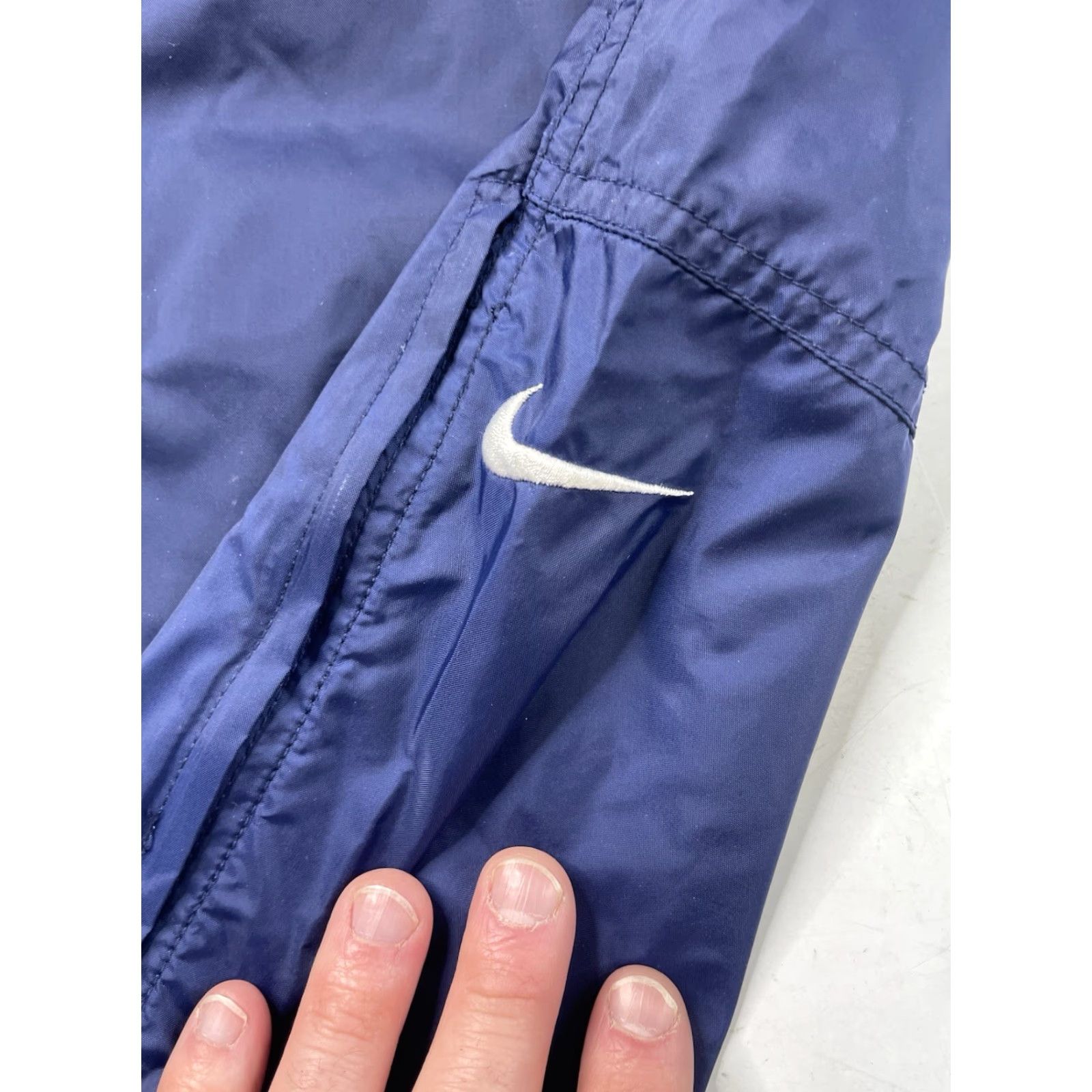 Nike VINTAGE Nike Track Pants Nylon Blue Lined Windbreaker Joggers XL Men’s Size US 36 / EU 52 - 2 Thumbnail