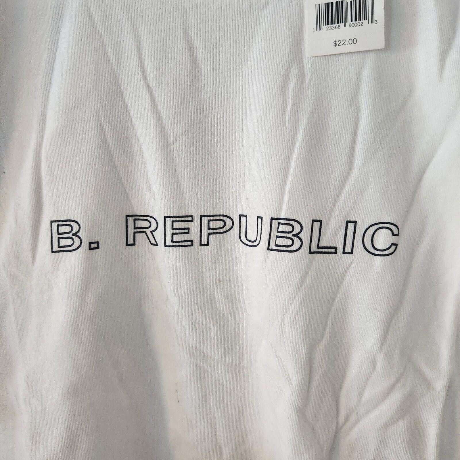 Banana Republic NWT Banana Republic Spellout Cotton Tshirt White Size Medium Size US M / EU 48-50 / 2 - 4 Thumbnail