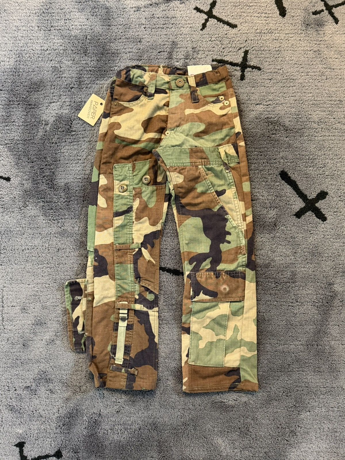 20471120 AW00 20471120 KIDS Paper Recycouture Cargo Pants Size US 26 / EU 42 - 2 Thumbnail