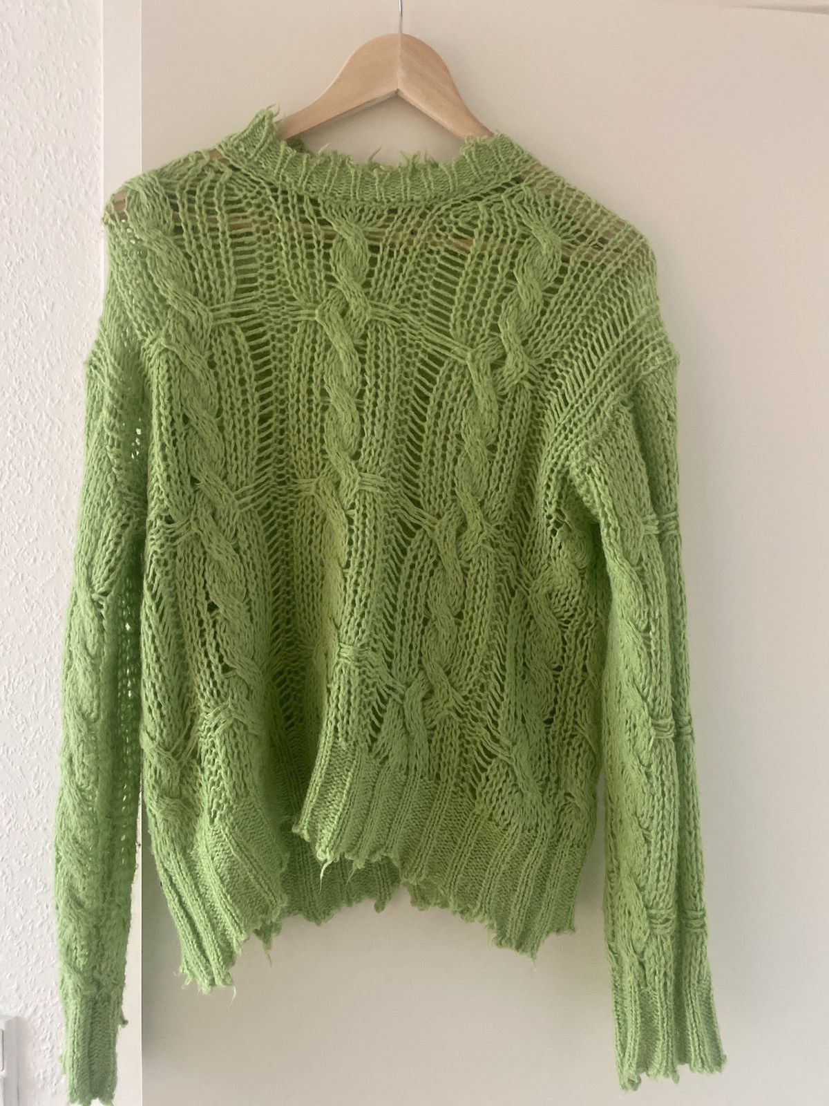 Acne Studios Acne studios green distressed runway sweater Size XXS / US 00 / IT 34 - 1 Thumbnail