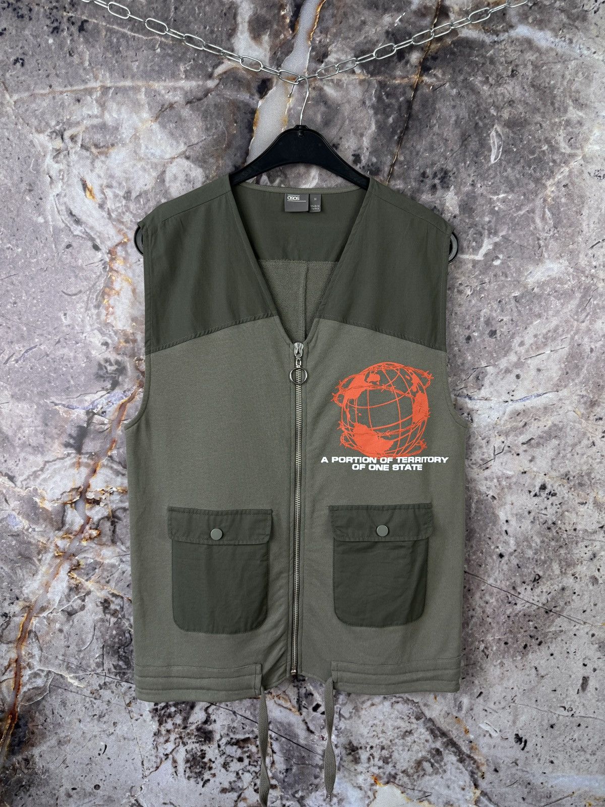 Asos Men’s ASOS Vest With Pockets Streetwear Size Medium Size US M / EU 48-50 / 2 - 1 Thumbnail