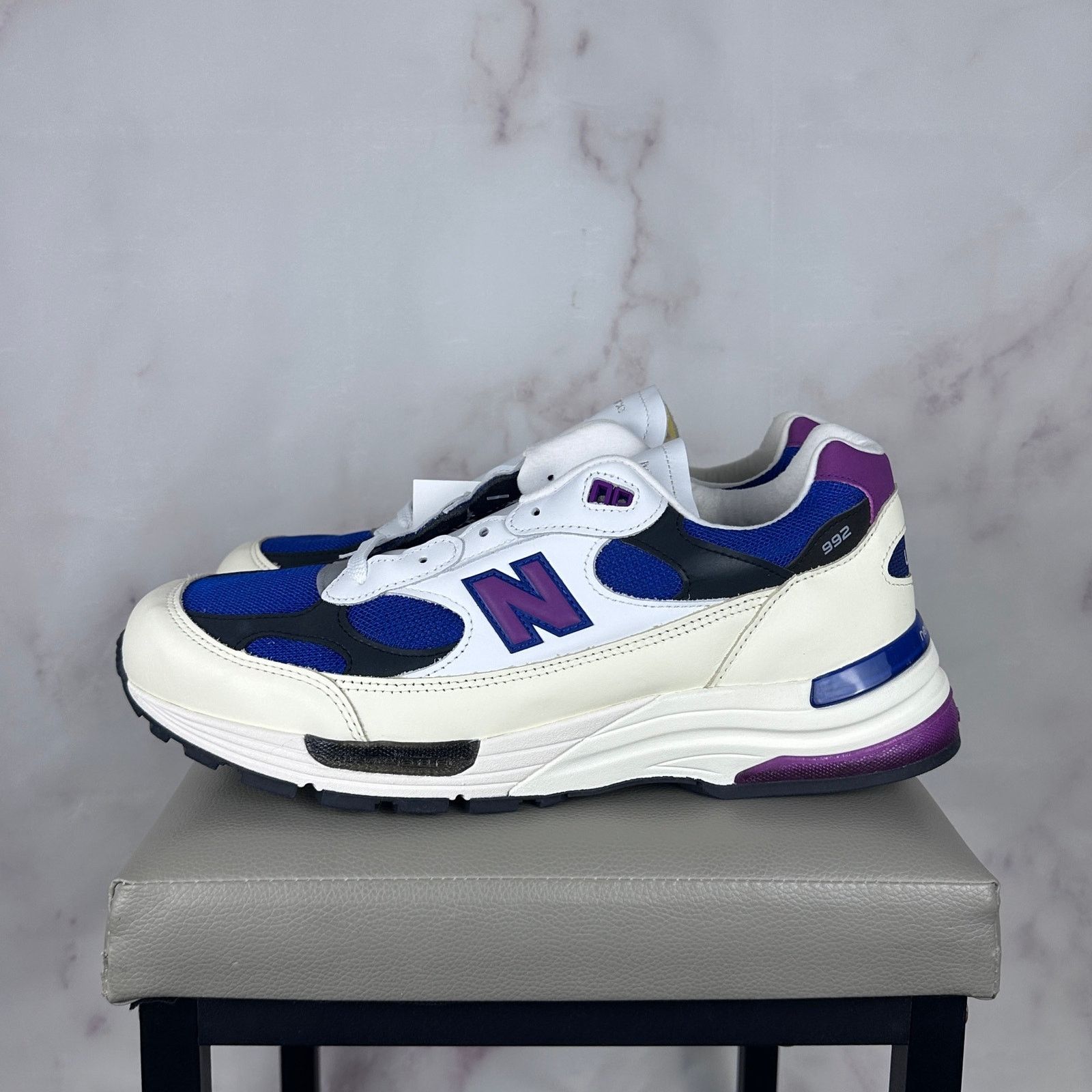 New Balance 992 MiUSA White Royal Purple Fuchsia Size US 11.5 / EU 44-45 - 3 Thumbnail