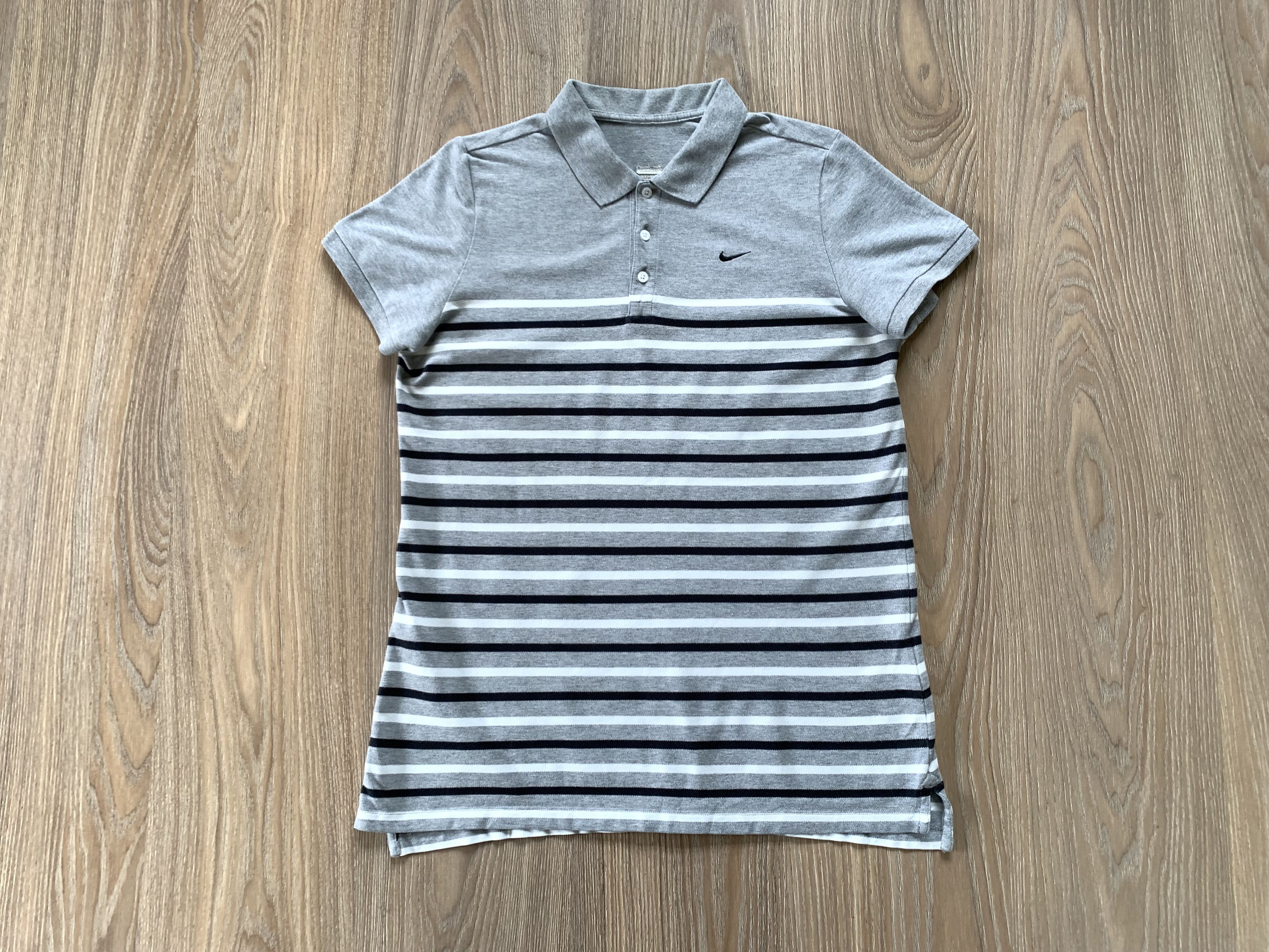 Nike Youth Nike Striped Grey Polo Shirt Size US XS / EU 42 / 0 - 2 Thumbnail