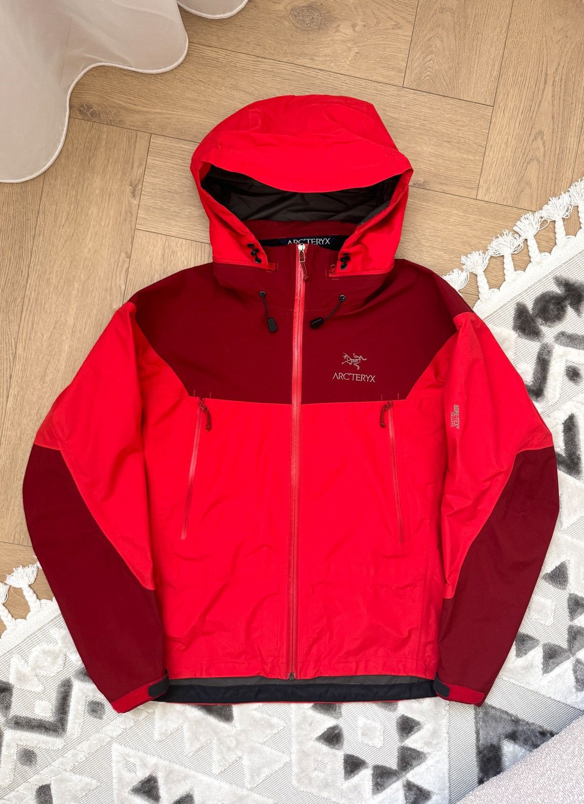 Arc'teryx BETA LT TATSU SIZE M | Grailed