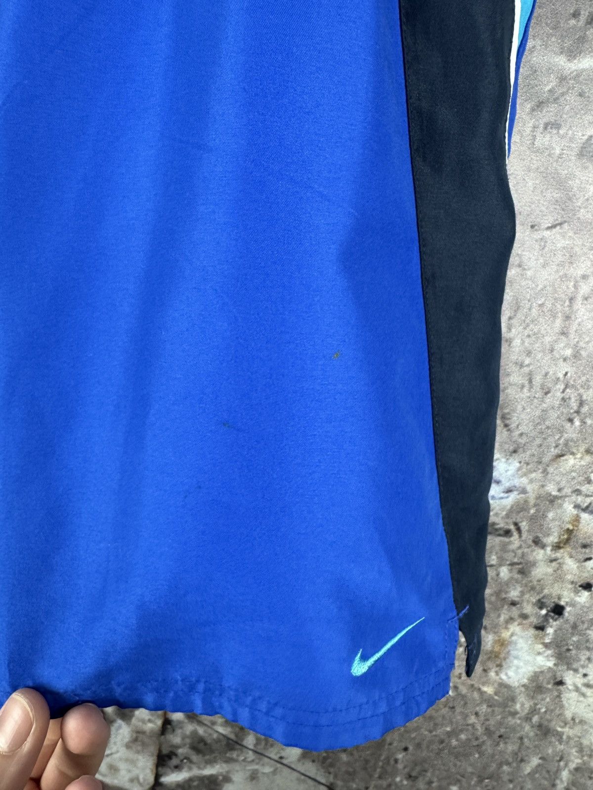 Nike Men’s Nike Vintage Two-Tone Running Shorts Blue Size XL Size US 38 / EU 54 - 5 Thumbnail
