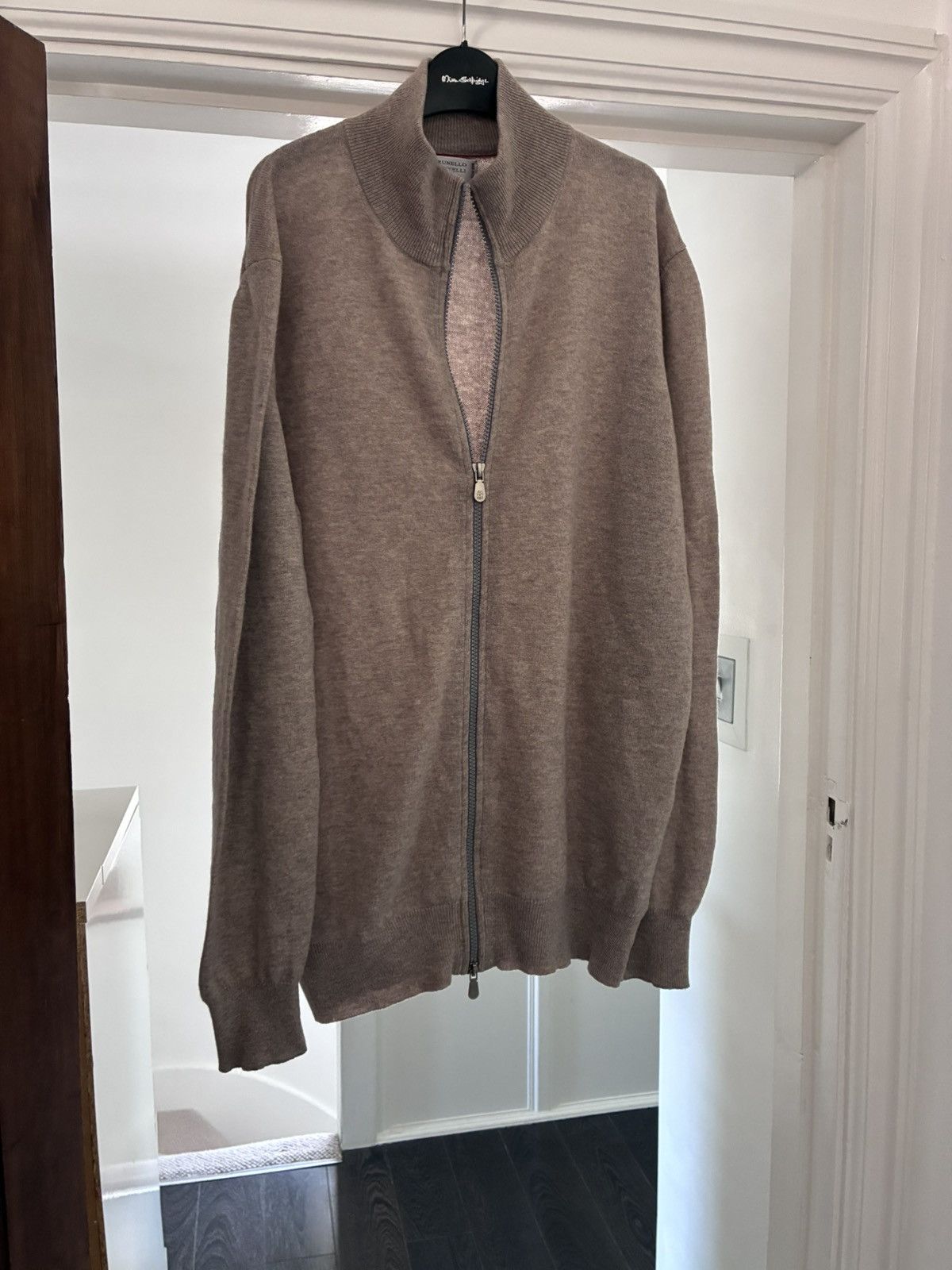 Brunello Cucinelli Brunello Cucinelli cashmere cardigan oatmeal size large/54 Size US L / EU 52-54 / 3 - 1 Thumbnail