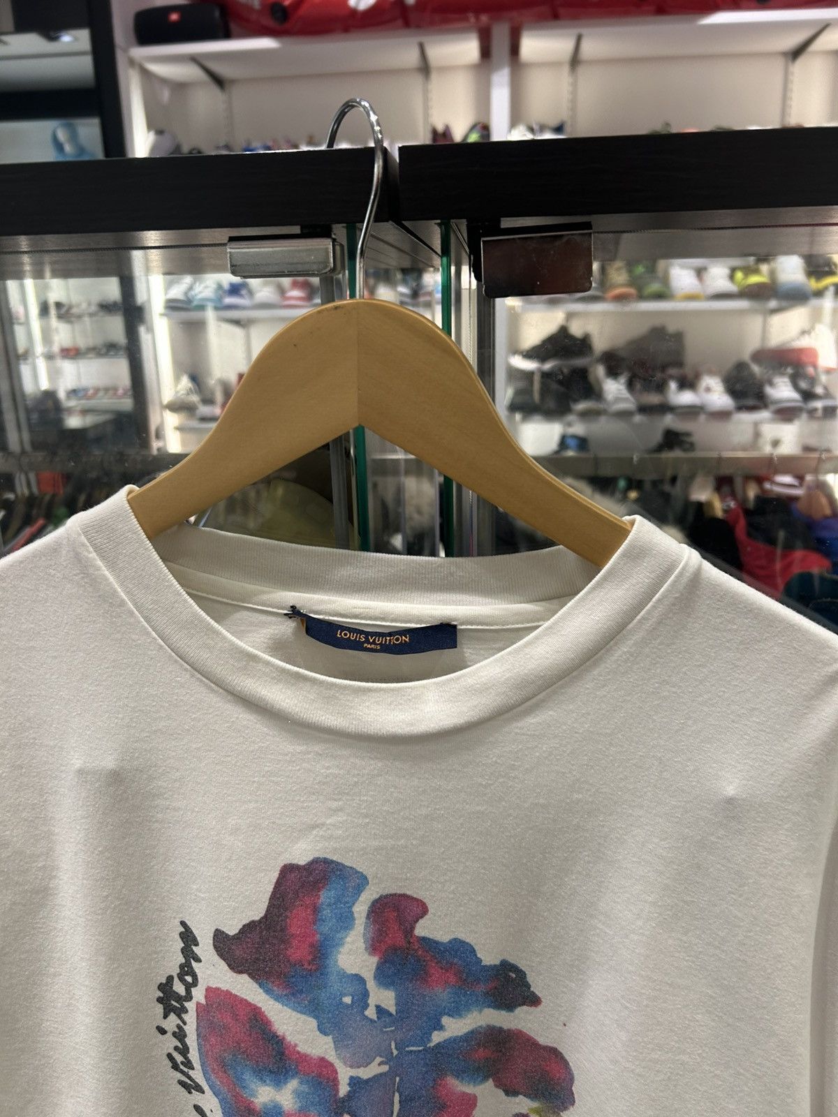 Louis Vuitton Louis vuitton printed flower tee Size US L / EU 52-54 / 3 - 3 Thumbnail