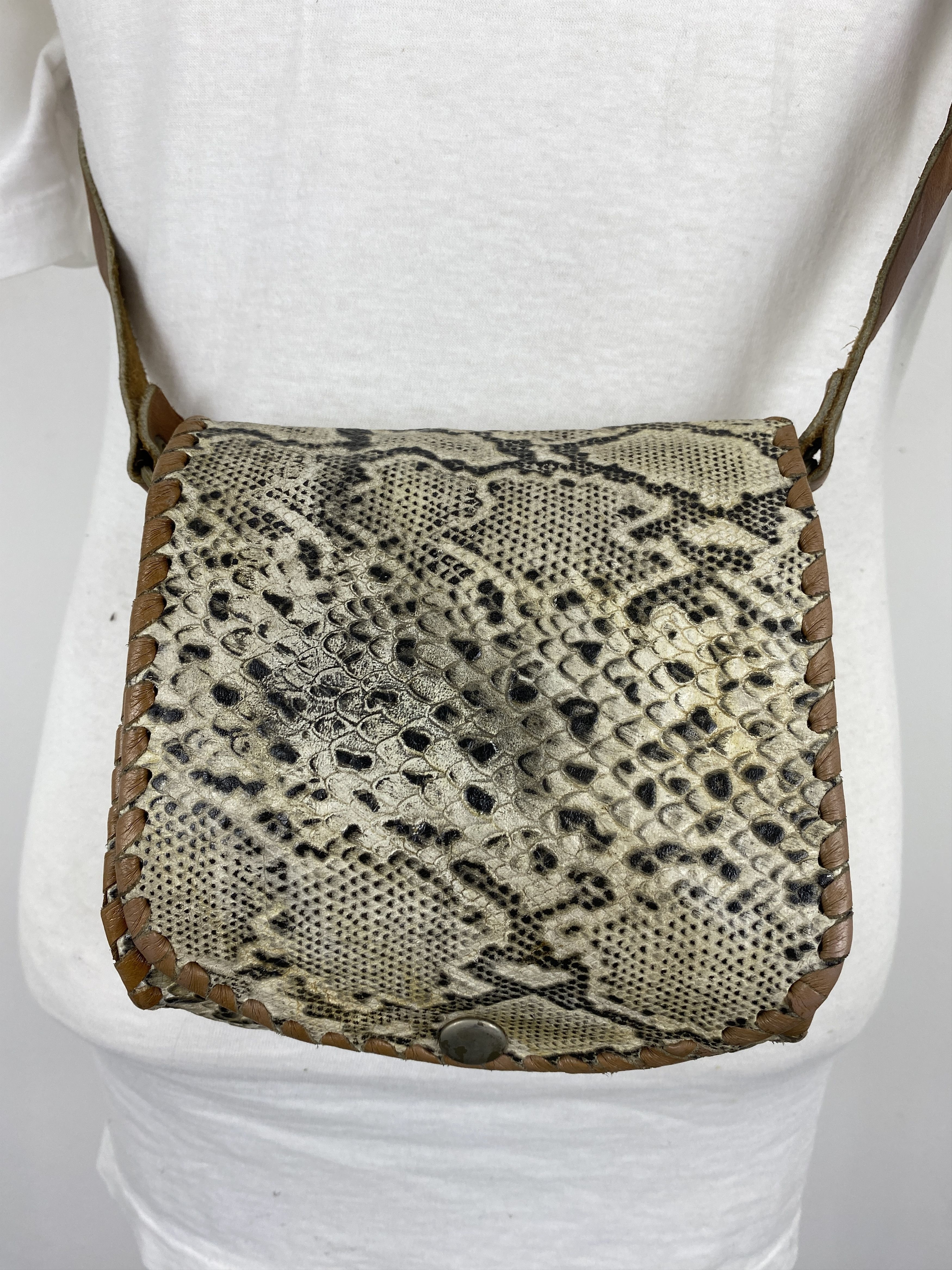Japanese Brand Vintage Python Snake Leather Sling BAG Size ONE SIZE - 2 Thumbnail