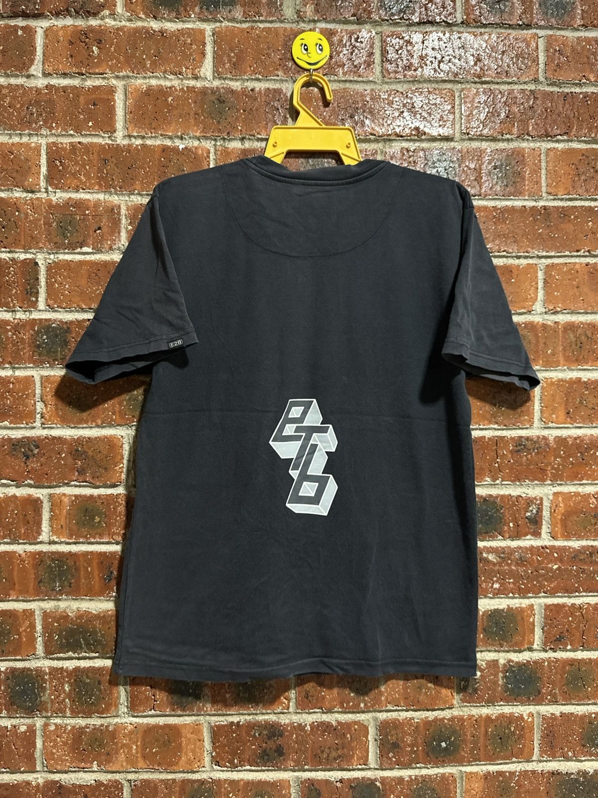 Japanese Brand × Vintage Vintage Japan Monogram East 20 Box Faded Tee Size US M / EU 48-50 / 2 - 6 Thumbnail