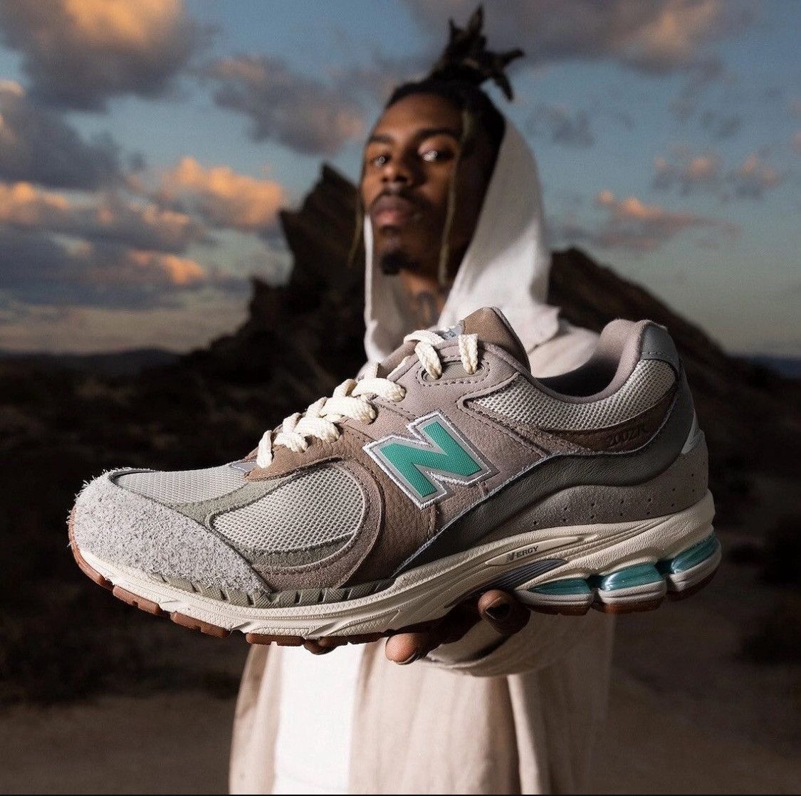 New Balance New balance x Atmos M2002RAM Oasis (exclusive release) Size US 9.5 / EU 42-43 - 4 Thumbnail