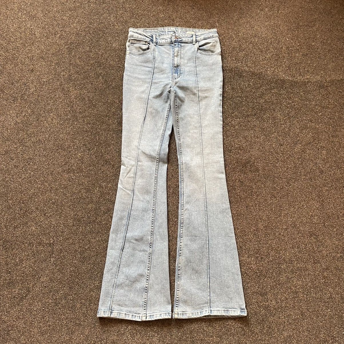 Vintage Vintage Y2K Faded Flare Jeans Wide Leg Bootcut Grunge Logo Size 32" / US 10 / IT 46 - 1 Thumbnail