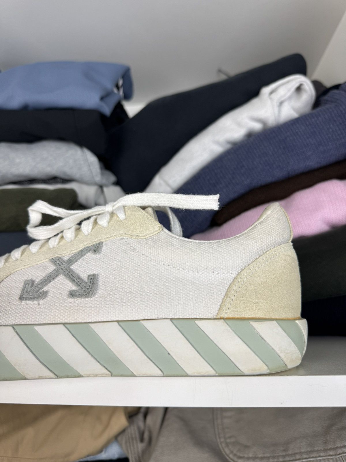 Off-White Off-White Low Vulcanized Sneakers Size 43 Size US 10 / EU 43 - 11 Thumbnail