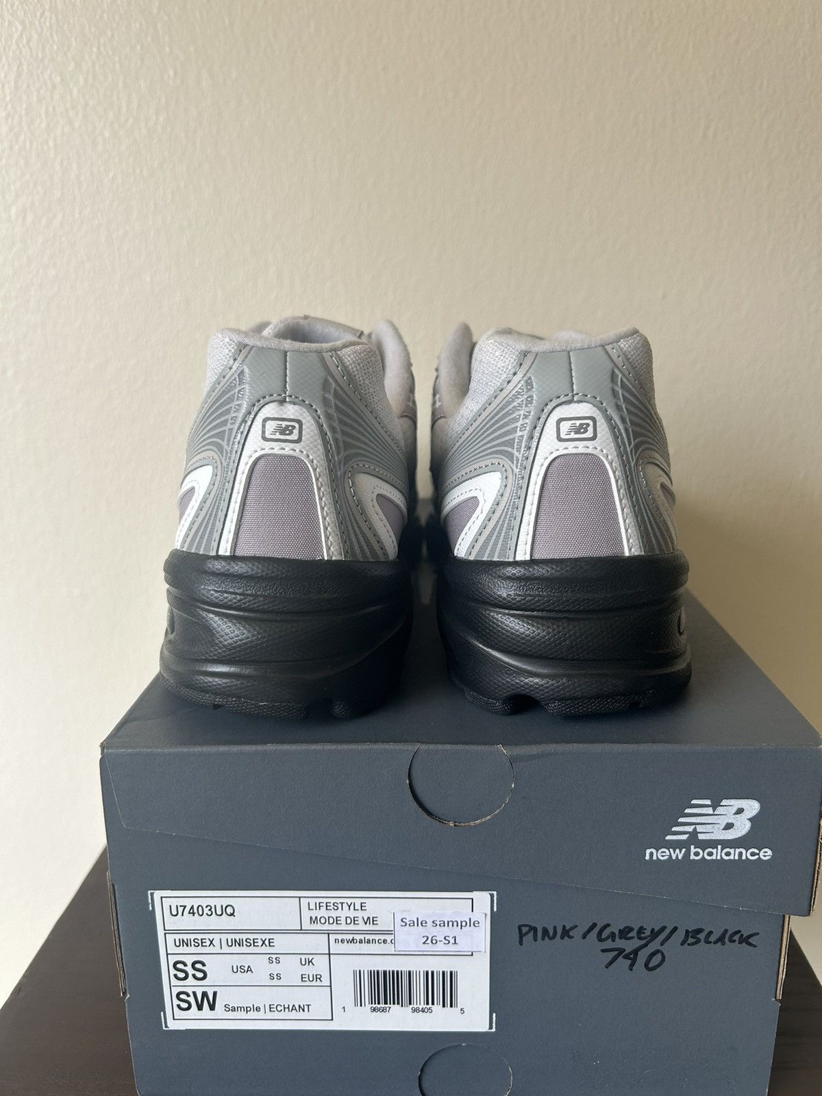 New Balance New Balance 740 Sneaker Size US 9 / EU 42 - 4 Thumbnail