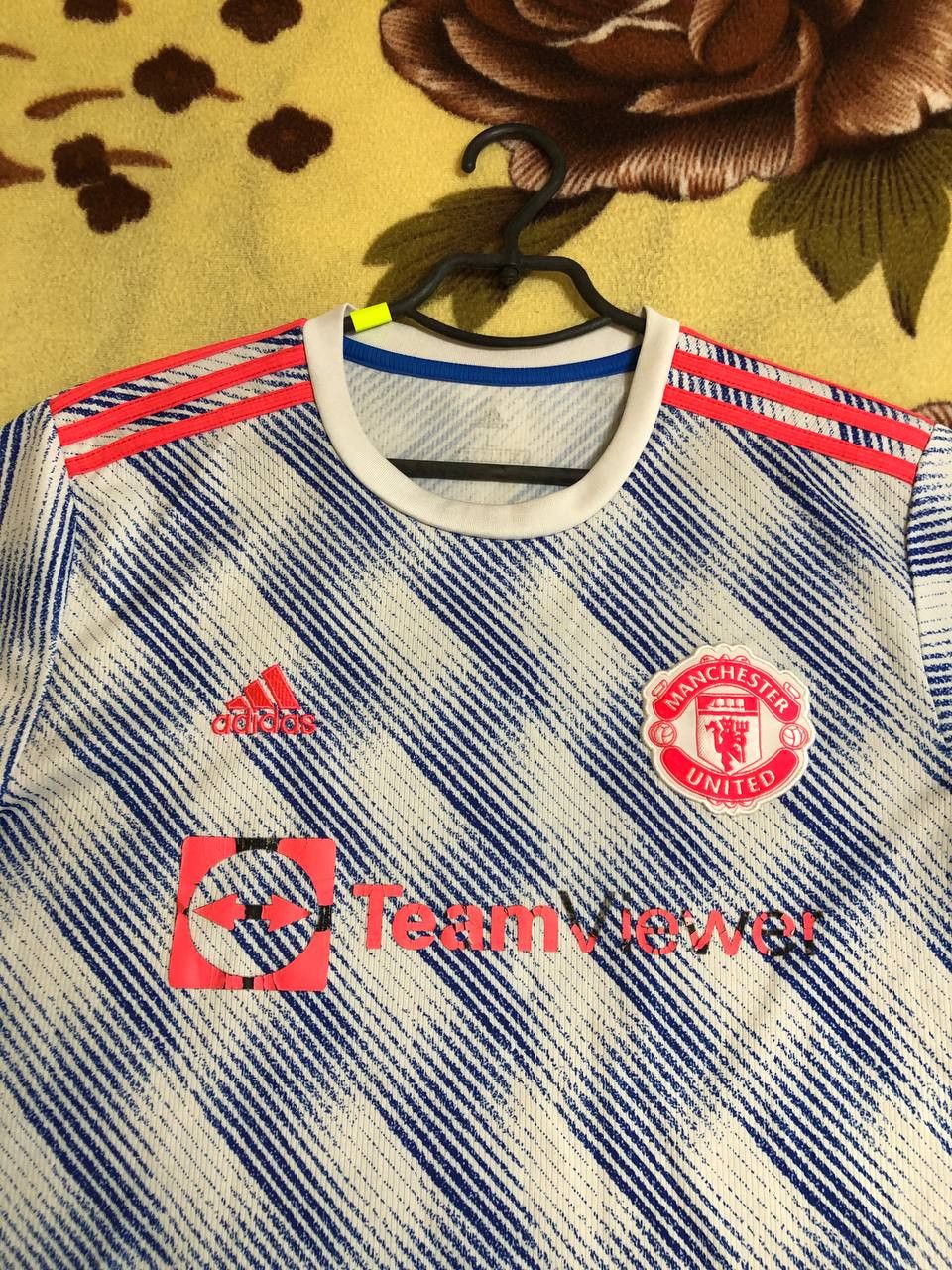 Adidas MANCHESTER UNITED ADIDAS 2021/2022 SOCCER AWAY JERSEY Size US L / EU 52-54 / 3 - 14 Thumbnail