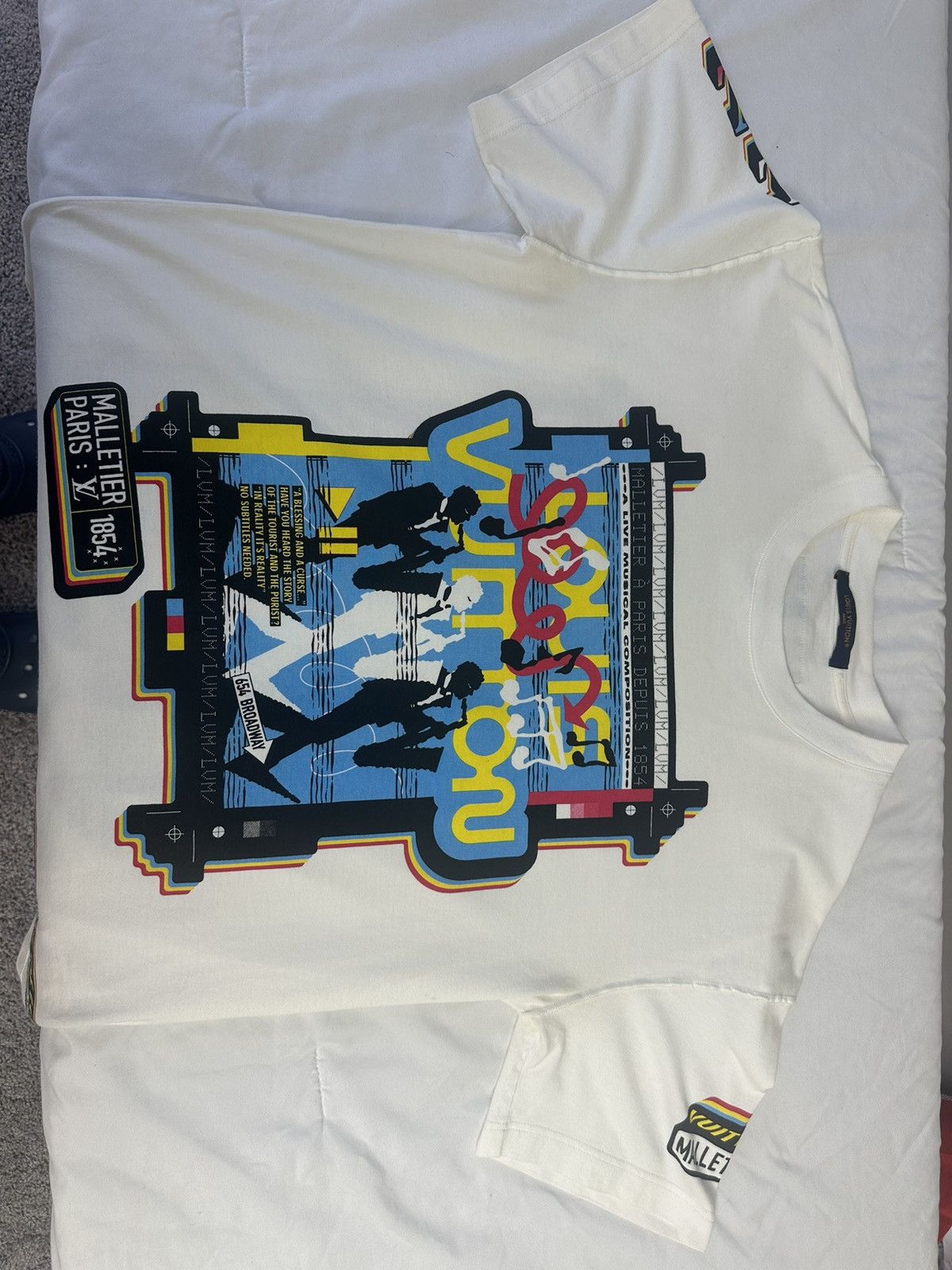 Louis Vuitton Graphic Tee Sz SM