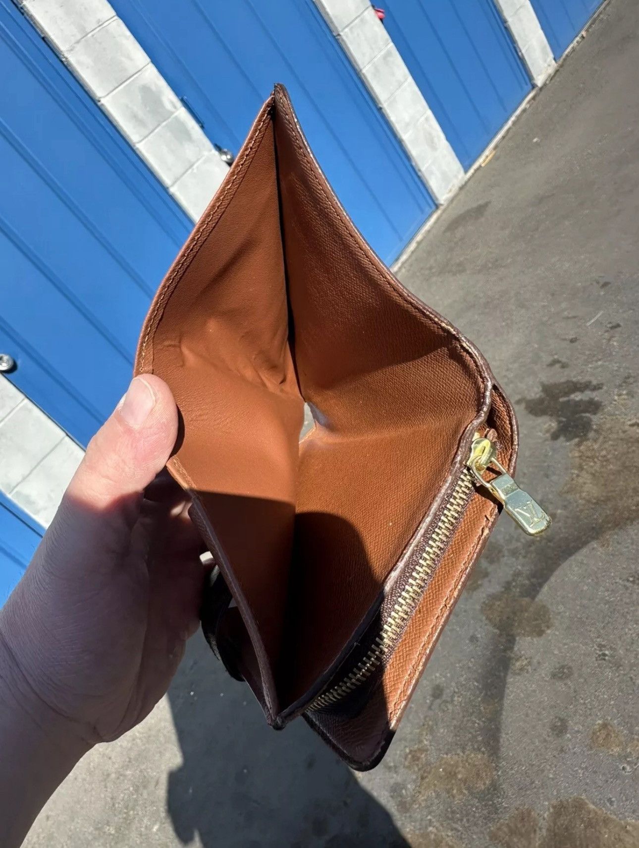 Louis Vuitton Used CLEAN Louis Vuitton Monogram Porte Papier Zip Bifold Size ONE SIZE - 7 Thumbnail