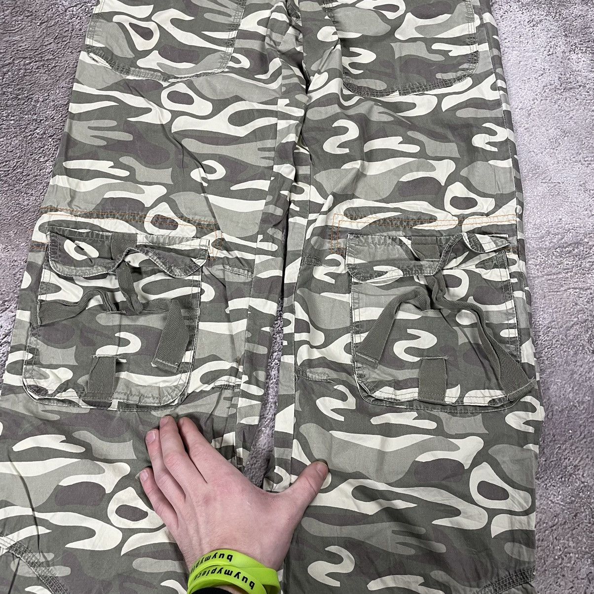 Vintage Vintage 90s Camo Cargo Pants Baggy Skater Streetwear Logo 30 Size 30" / US 8 / IT 44 - 2 Thumbnail
