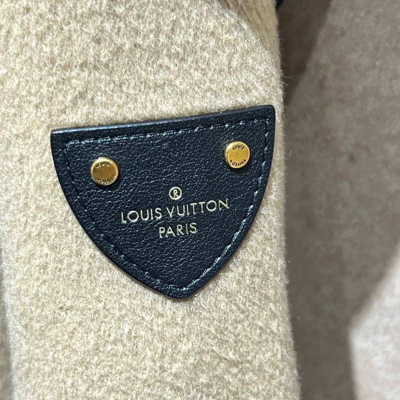 Louis Vuitton Louis Vuitton Dark milk tea big old flower full print coat Size XS / US 0-2 / IT 36-38 - 6 Thumbnail