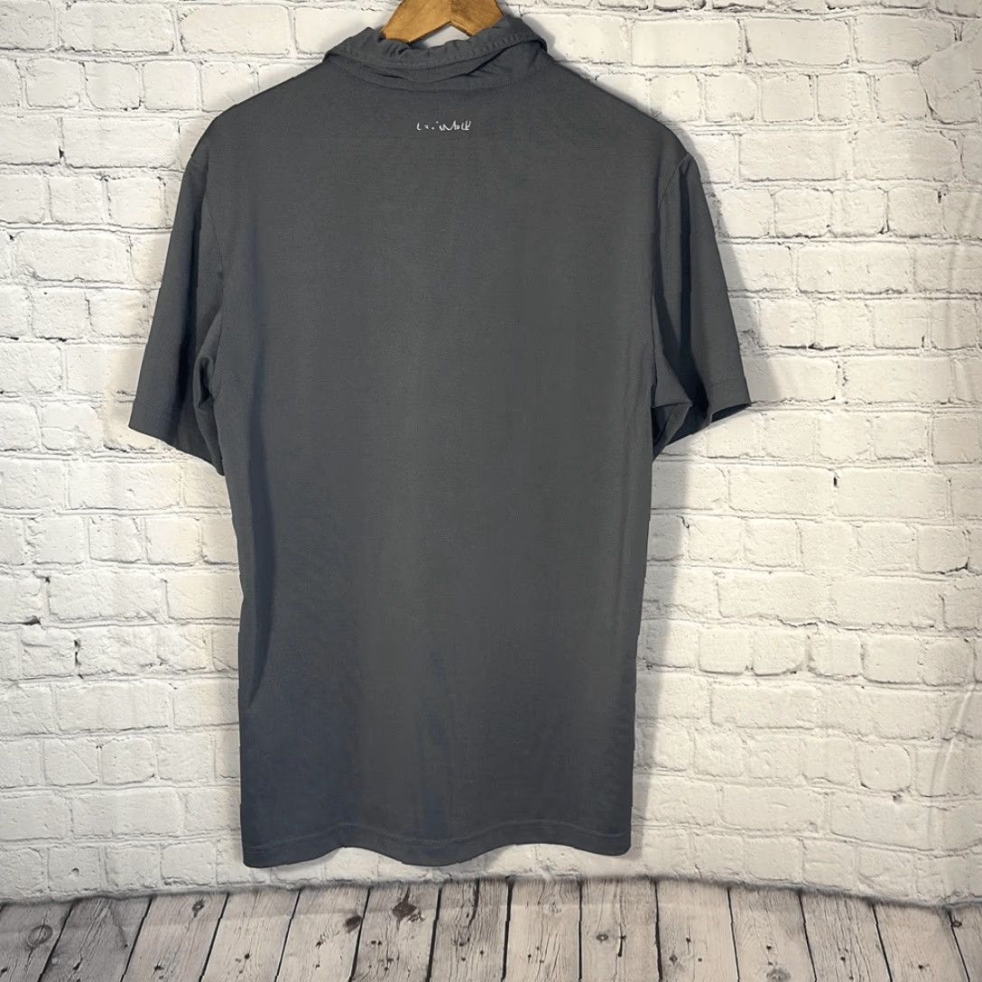 TravisMathew Travis Mathew Golf Polo Shirt Mens M Striped Short Sleeve Gray Multicolor Polo Shirt M Mens Size US M / EU 48-50 / 2 - 6 Thumbnail