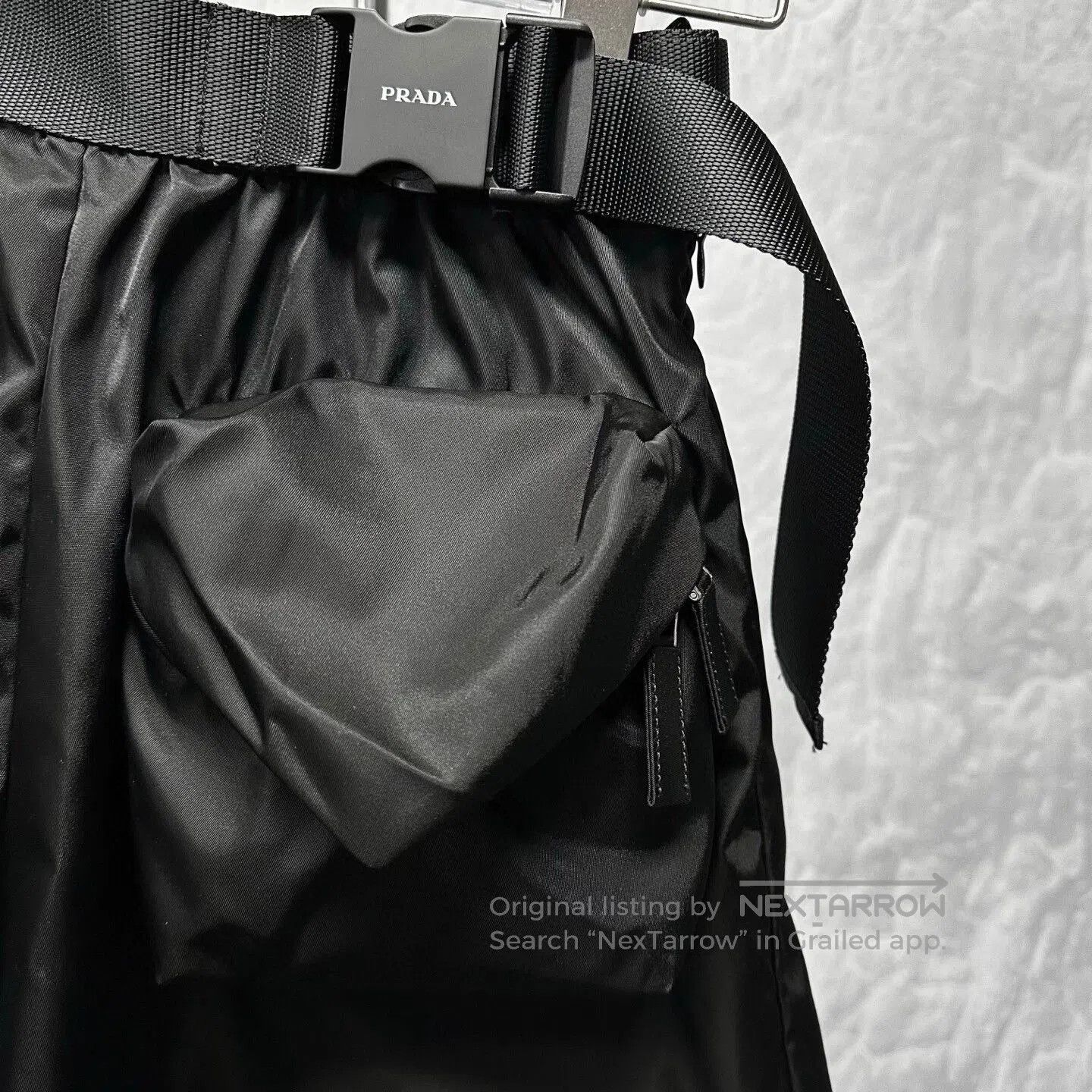 Prada Prada Black Shorts with Side Pocket. Size 25" / US 0 / IT 36 - 3 Thumbnail