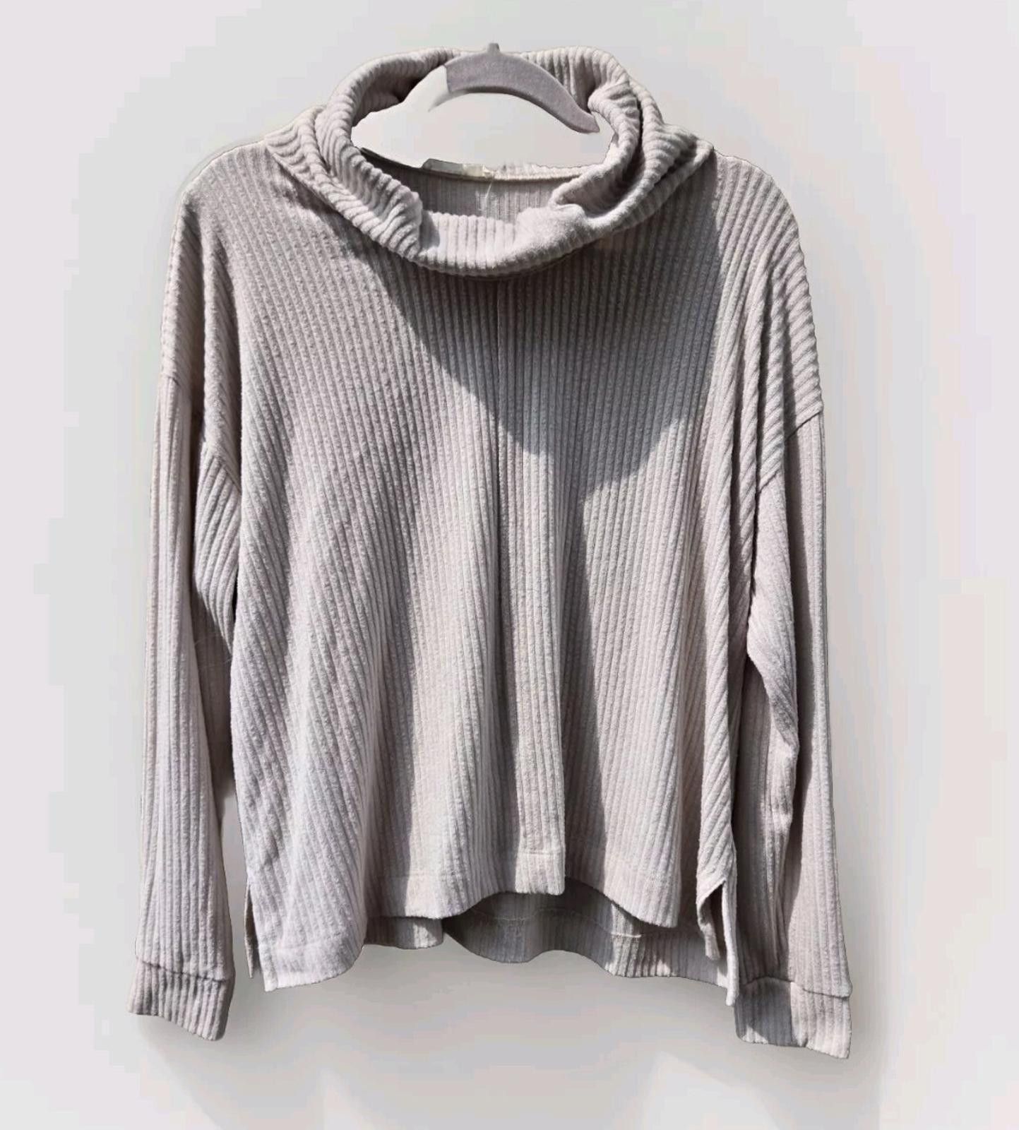 Luchiano Visconti Lush Womens Medium M Cowl Neck Sweater Long Sleeve Oversized Size M / US 6-8 / IT 42-44 - 1 Thumbnail