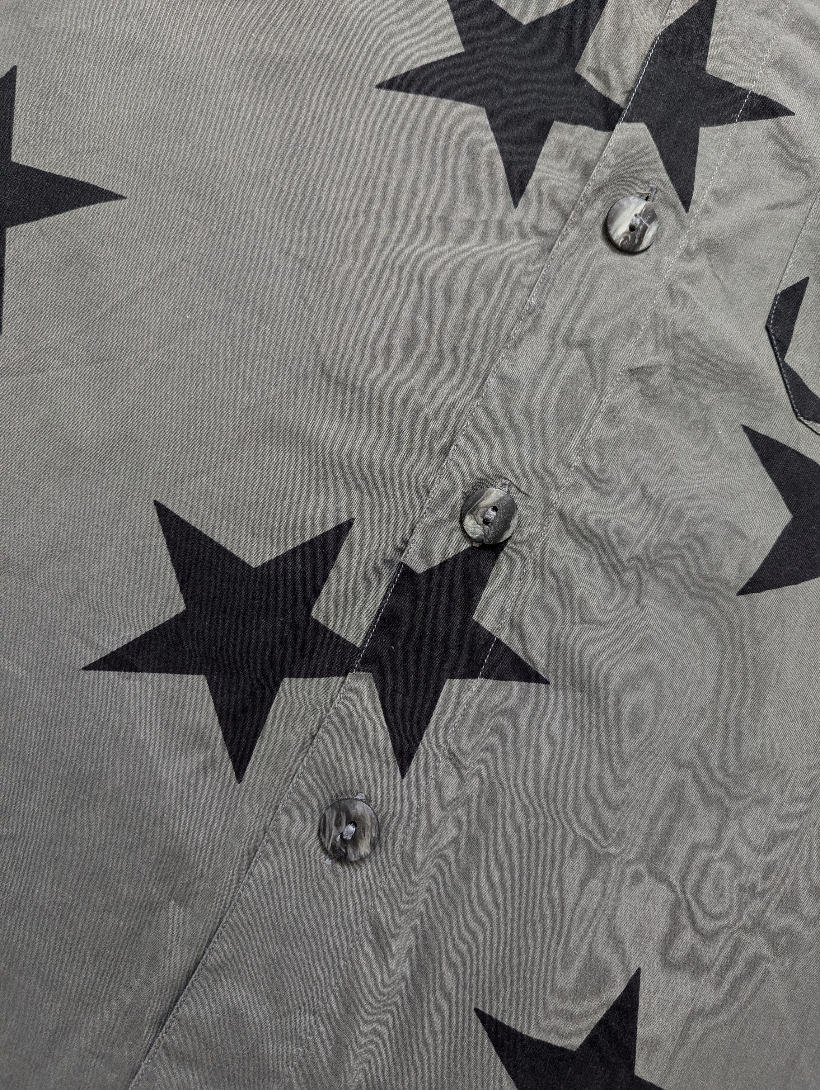 Vintage 90s Shirt Stars Print Oversize XL vintage y2k retro clubwear Size US XL / EU 56 / 4 - 3 Thumbnail