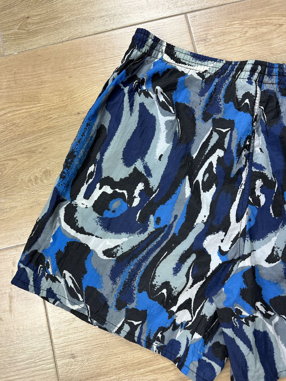 Nike × Vintage Vintage 90’s Nike Nylon Abstract All Over Print Swim Shorts Size US 32 / EU 48 - 14 Thumbnail