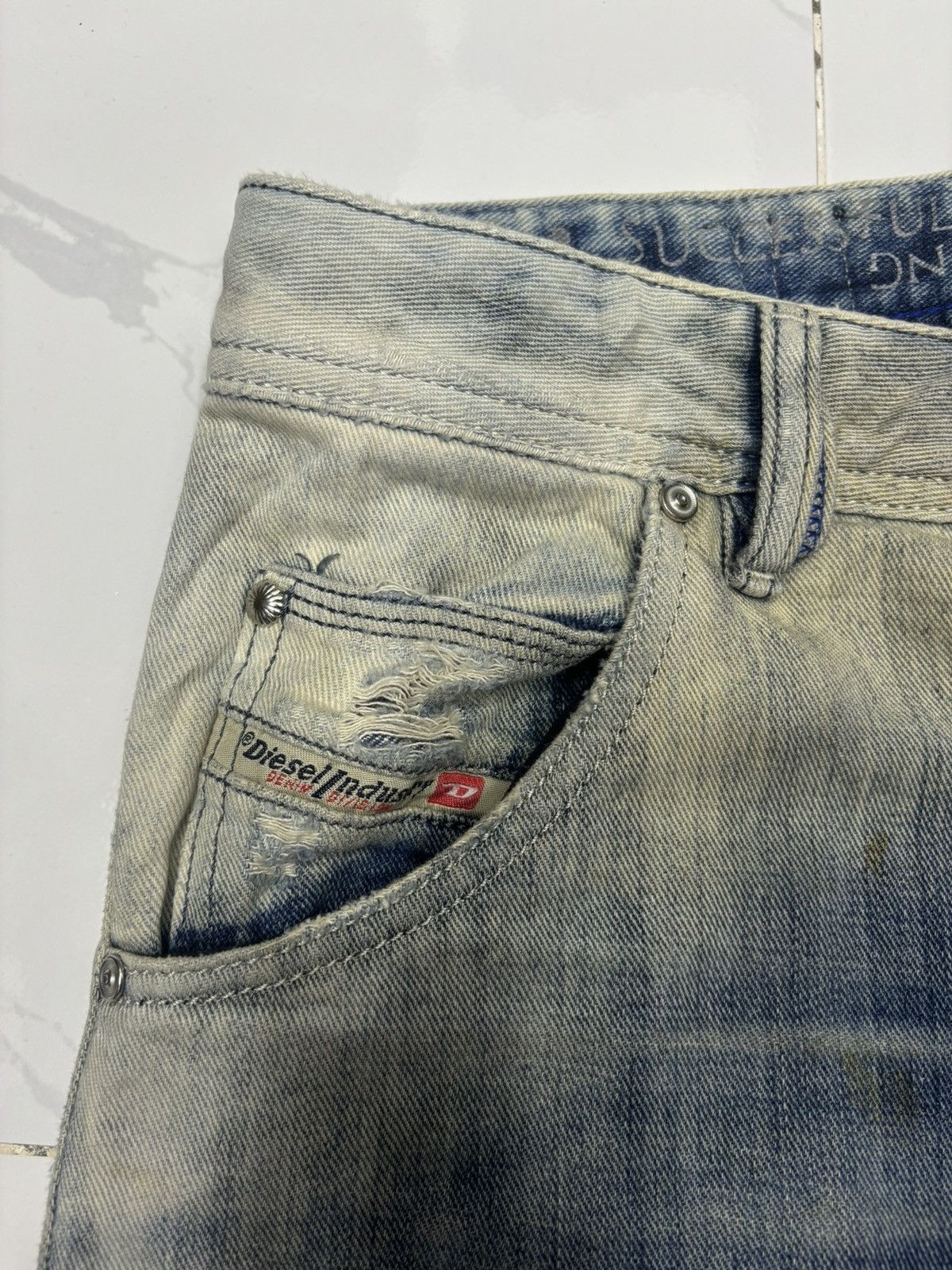 Diesel RARE VINTAGE DIESEL ACID WASH DESTROYED DENIM JEANS Size US 31 - 10 Thumbnail