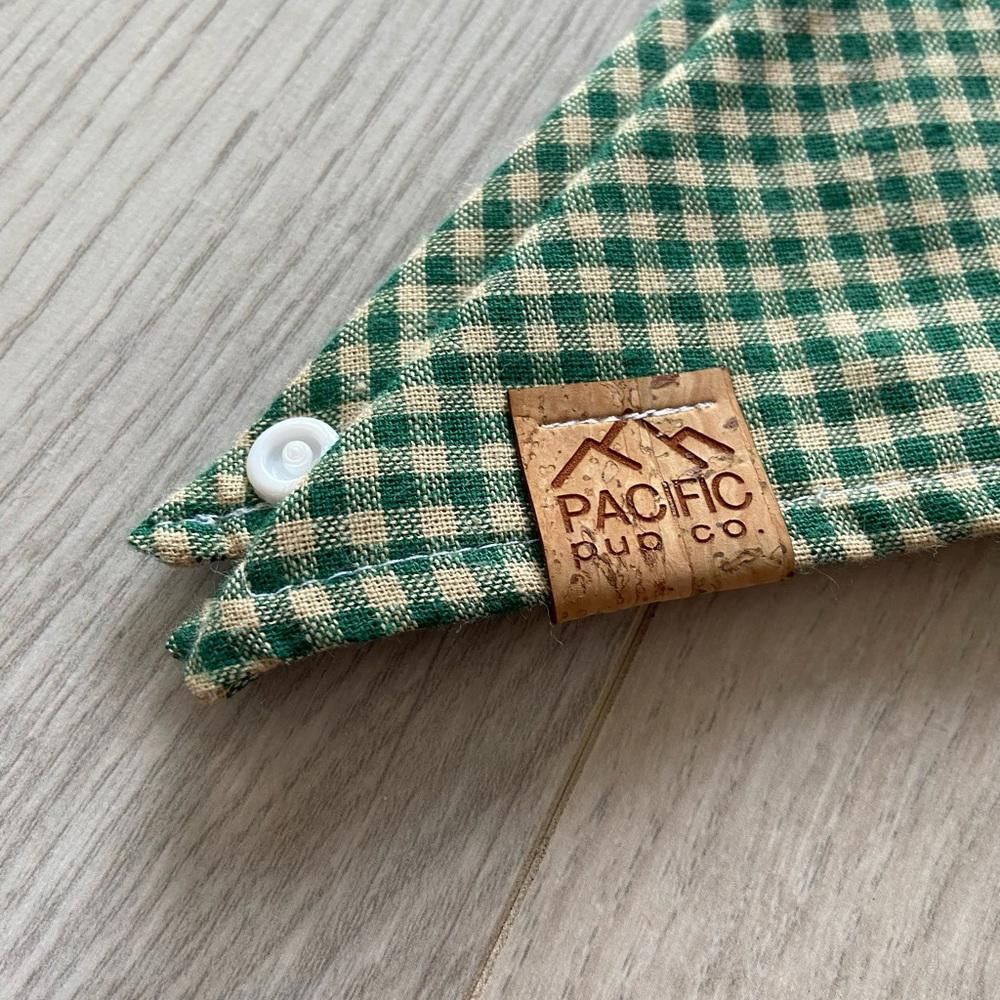 Designer Pacific Pup Co Green Plaid Dog Bandana Size ONE SIZE - 2 Thumbnail