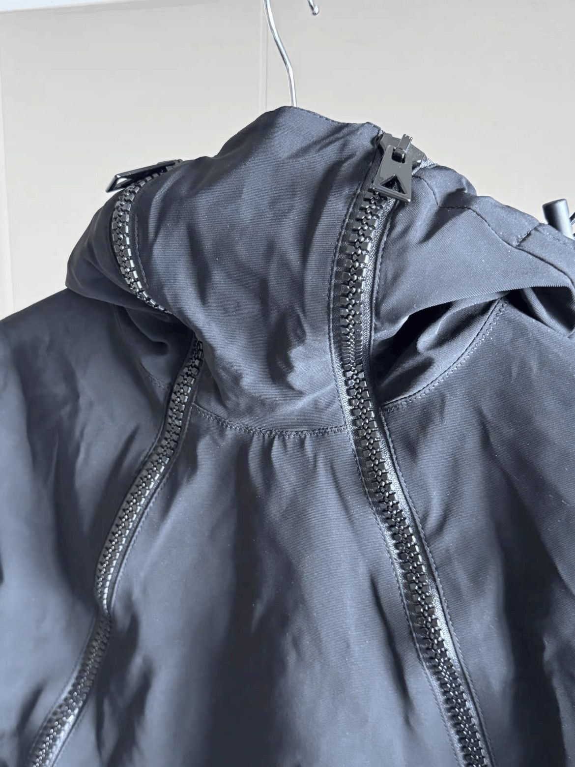 Bottega Veneta Bottega Veneta Bottega Veneta 20AW OS Multi Zip Mountain J Size US XS / EU 42 / 0 - 2 Thumbnail