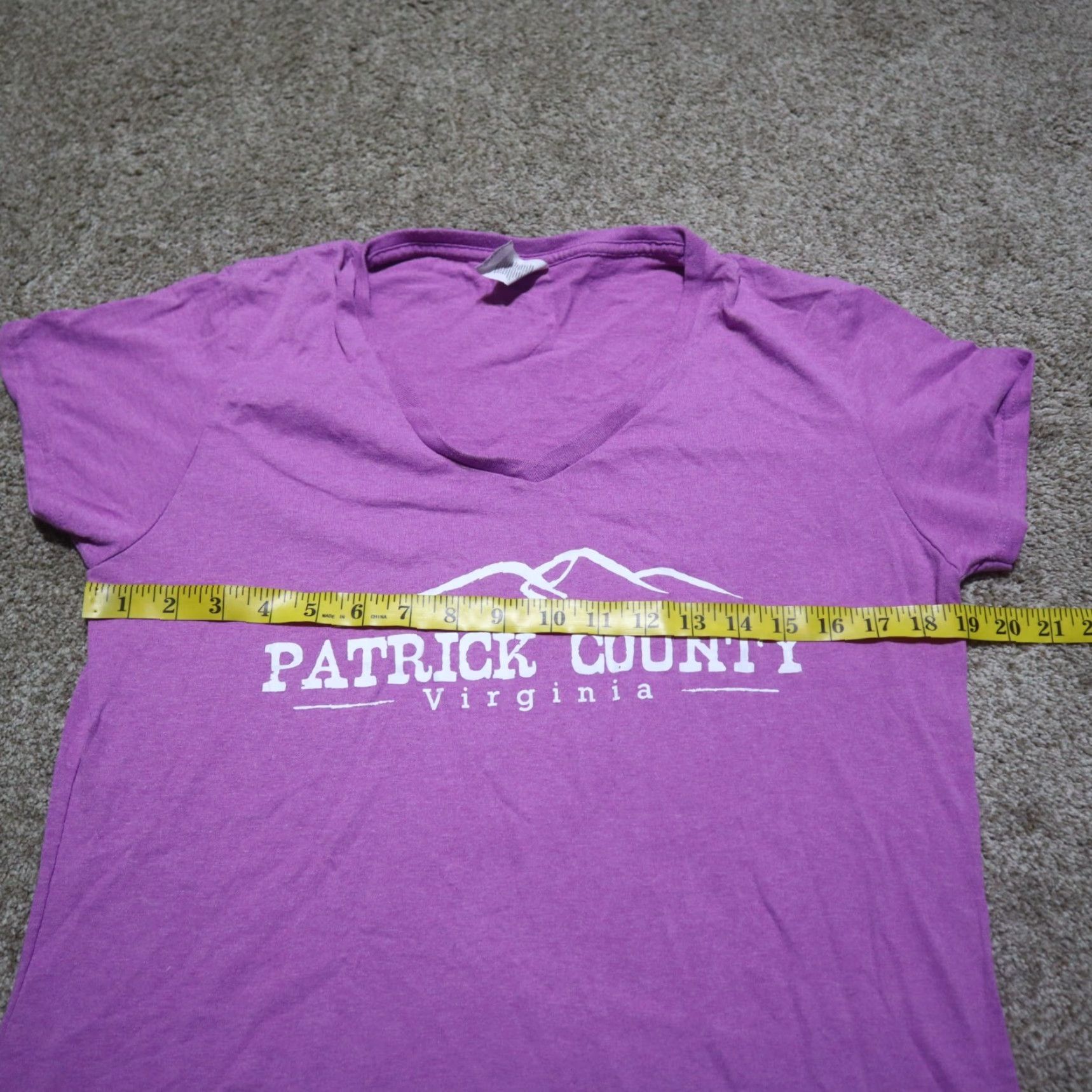 Vintage VINTAGE Patrick County Virginia VA Purple Gift T-Shirt Women Large Casual Style Size L / US 10 / IT 46 - 4 Thumbnail