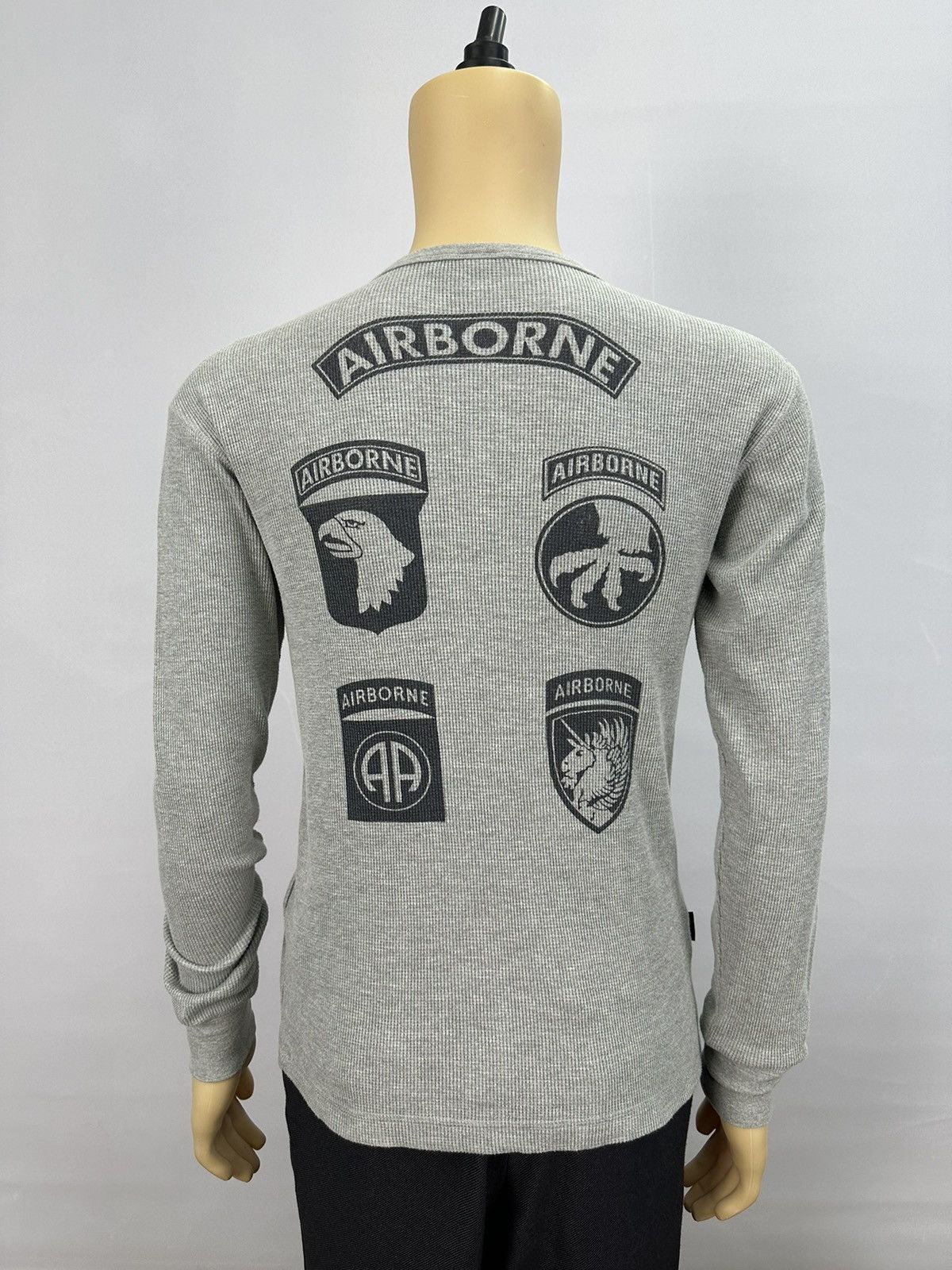 Avirex Vintage Avirex Airbone Tshirt A575 Size US M / EU 48-50 / 2 - 3 Thumbnail
