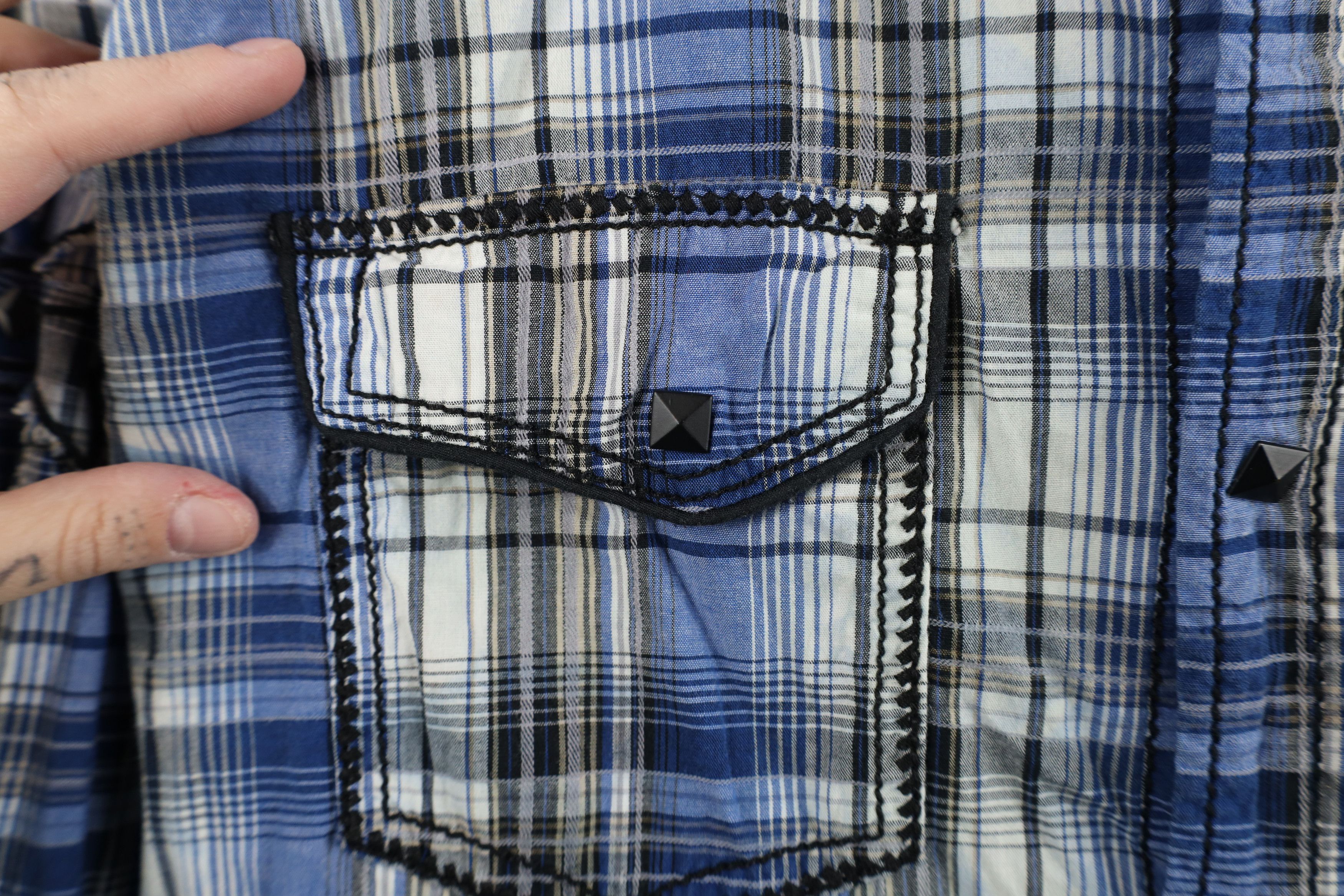 Vintage Buckle UFC MMA Iron Cross Studded Snap Button Shirt Plaid Size US M / EU 48-50 / 2 - 6 Thumbnail