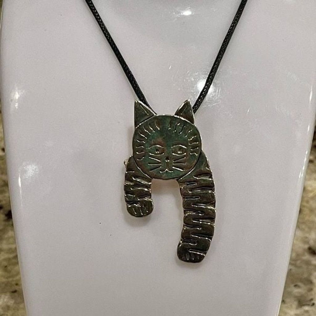 Other Vintage Unique Cat Brooch Pin Or Casual Pendant Necklace Size ONE SIZE - 5 Thumbnail
