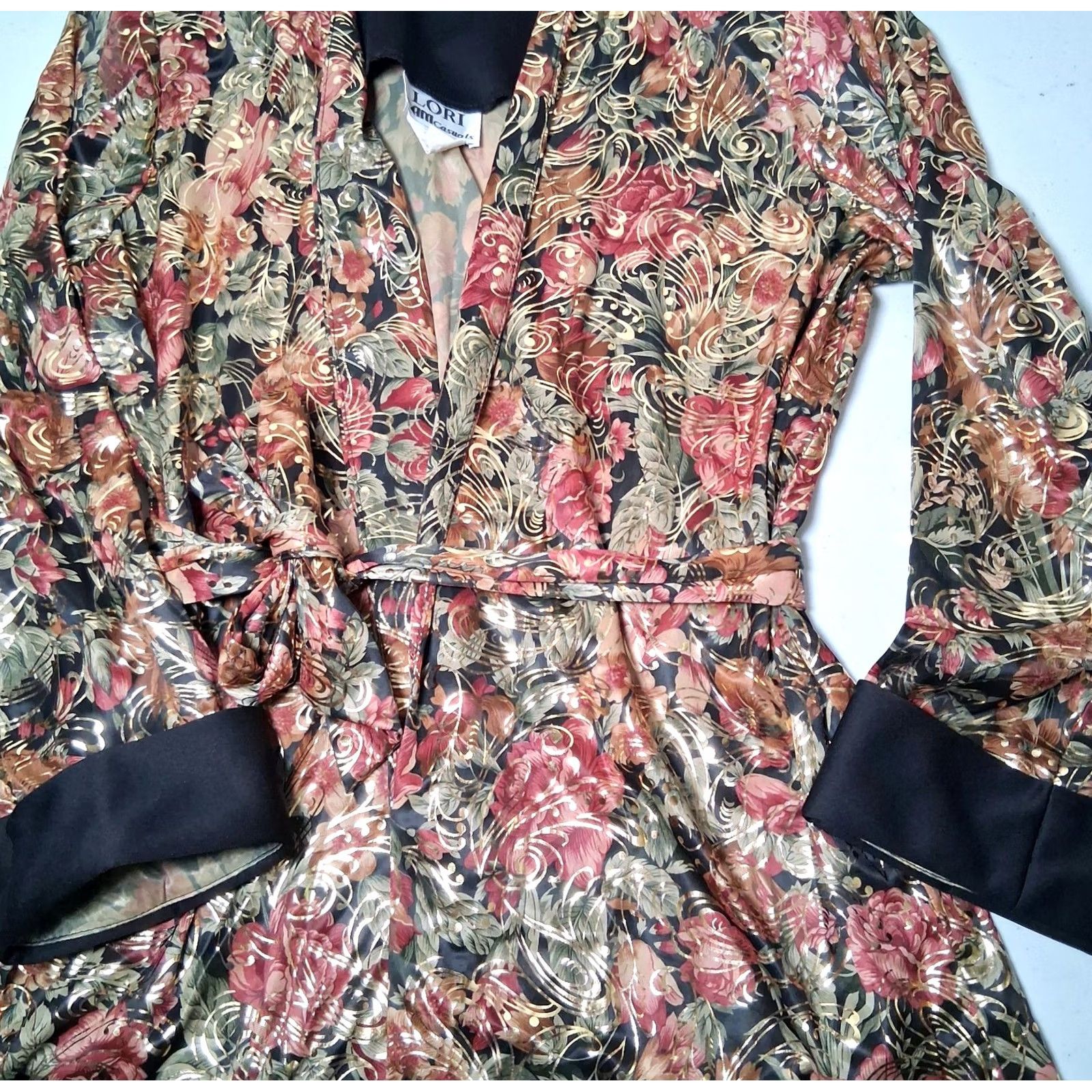 Vintage VINTAGE Lori by AM Casuals Shirt S Open Front Black Floral Gold Metallic Retro 1990s Boho disco Women Girls Men? Size S / US 4 / IT 40 - 2 Thumbnail