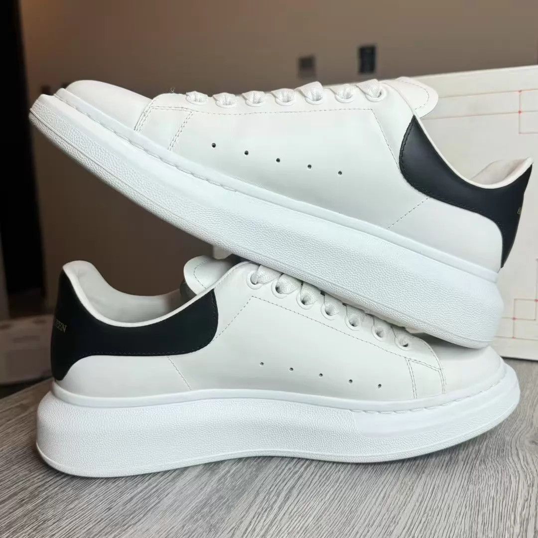 Alexander McQueen Alexander McQueen EUR 42 black Worn once Box accs Size US 9 / EU 42 - 4 Thumbnail