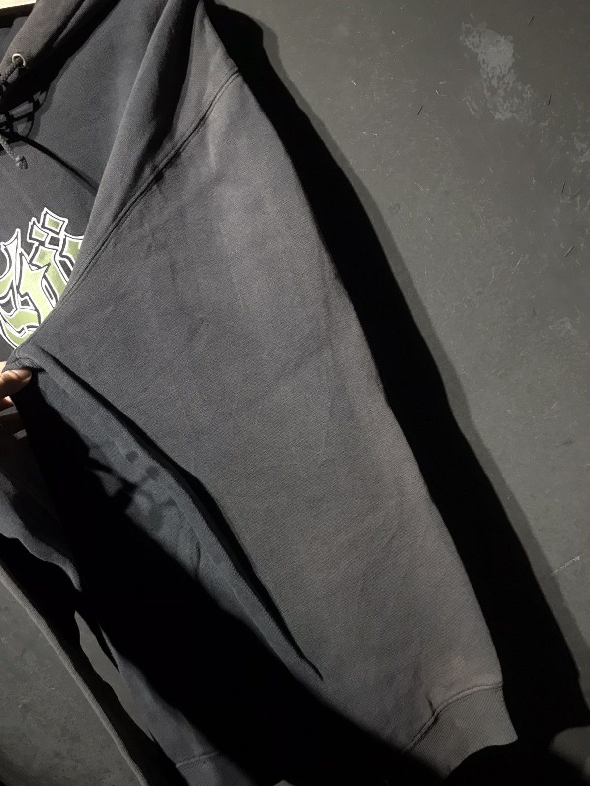 GRAIL RARE y2k Stussy Skull Thrashed Sunfaded Pullover