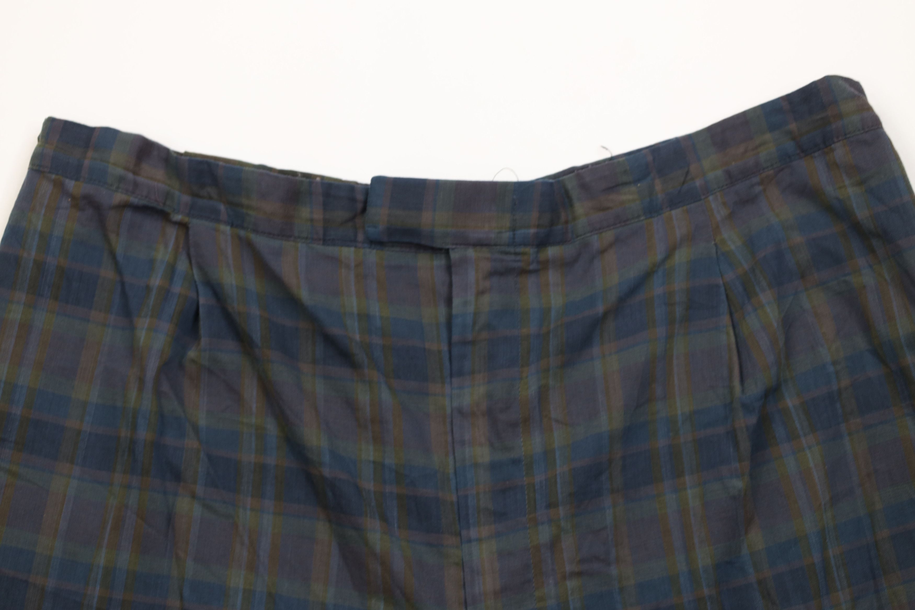 Vintage Vintage 50s Streetwear Madras Lightweight Chino Shorts USA Size US 38 / EU 54 - 2 Thumbnail